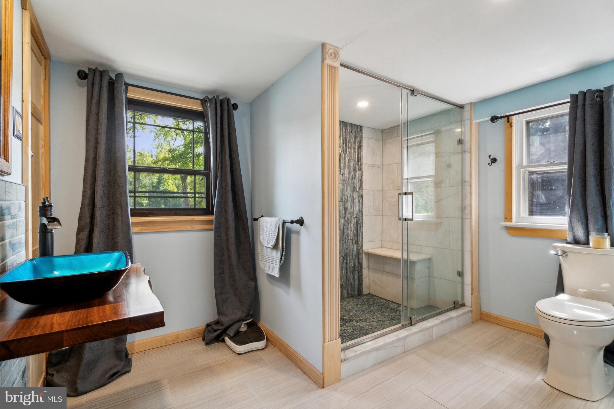 SMITHTOWN - Residential