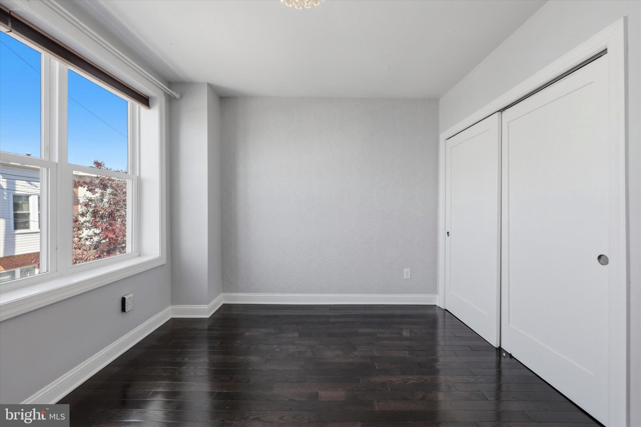 PHILADELPHIA (SOUTH) - Residential
