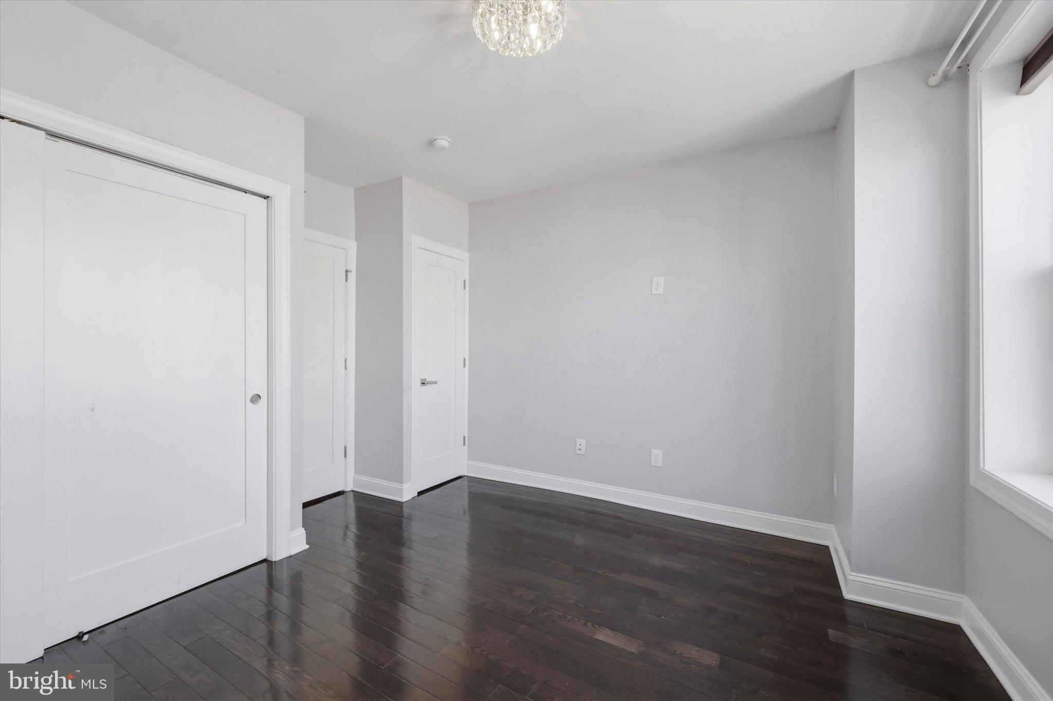 PHILADELPHIA (SOUTH) - Residential