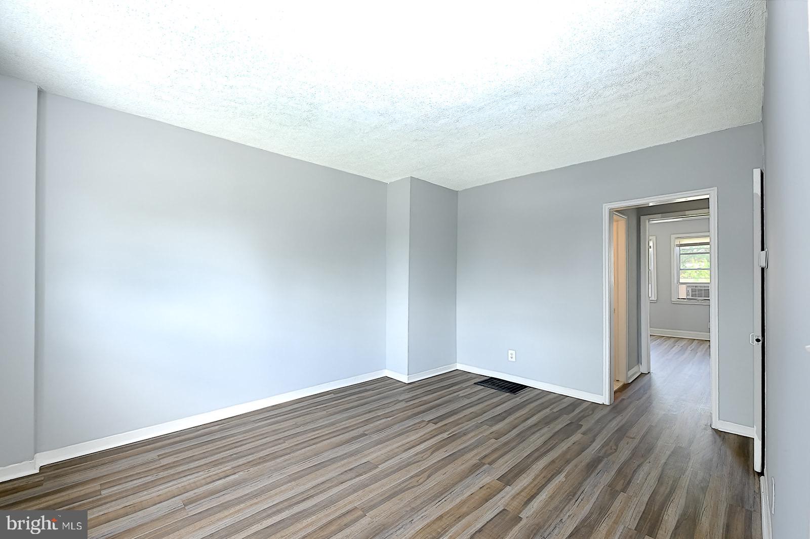 DUNDALK - Residential Lease