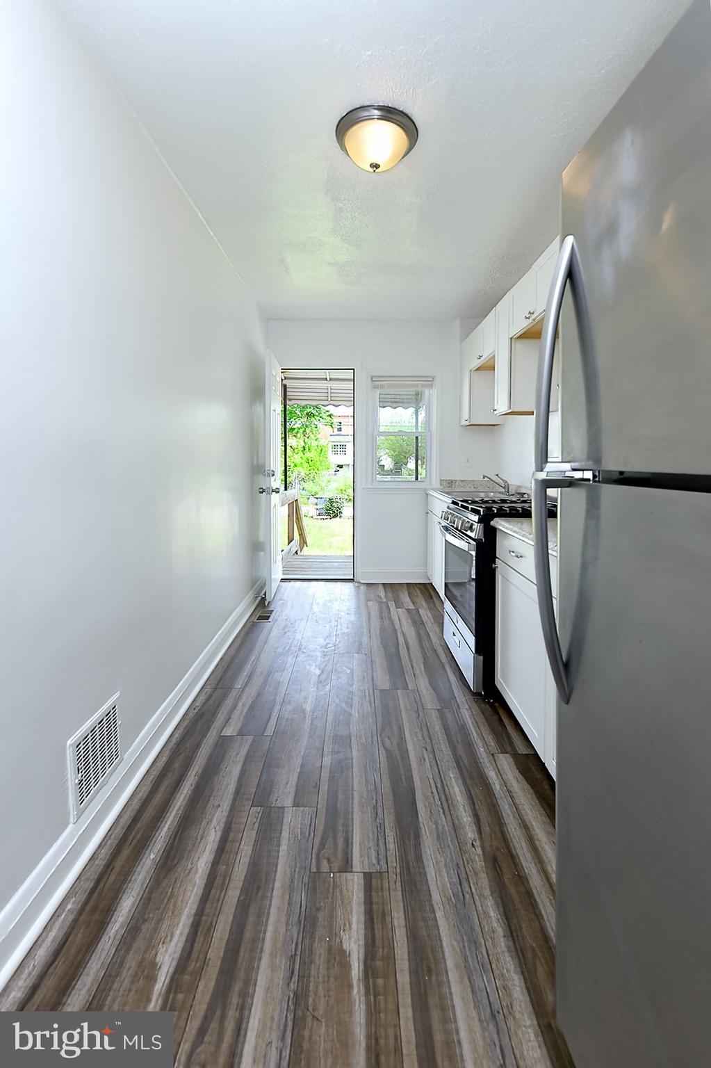DUNDALK - Residential Lease