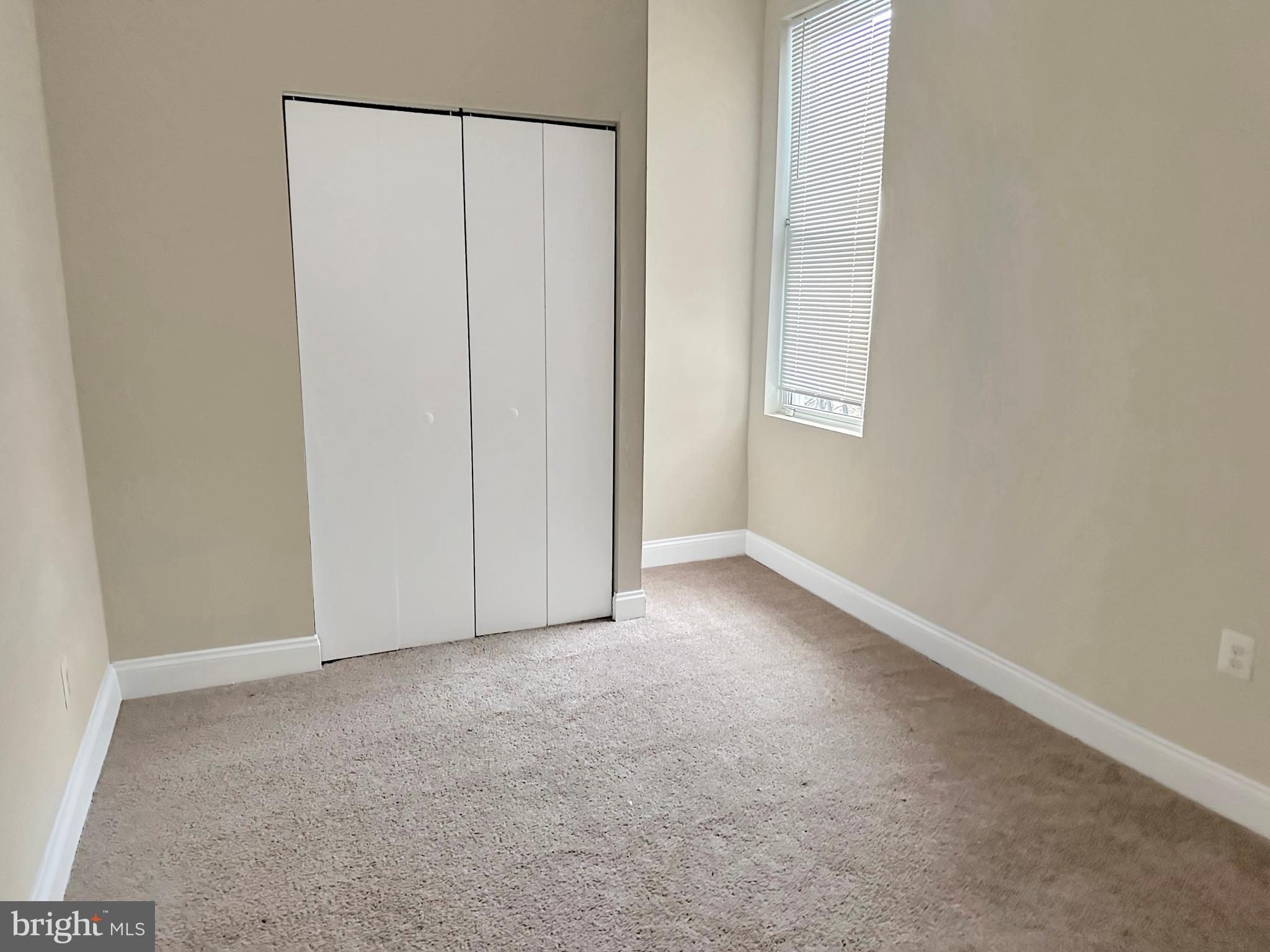SANDTOWN-WINCHESTER - Residential