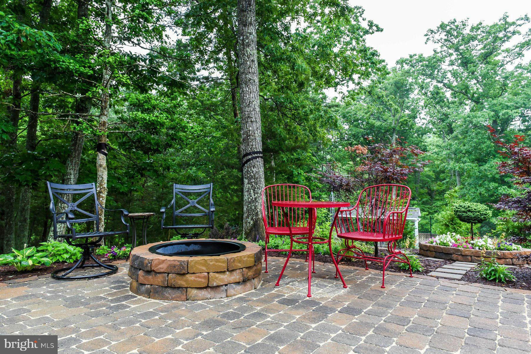 WOODS OF MYRTLE POINT - Residential