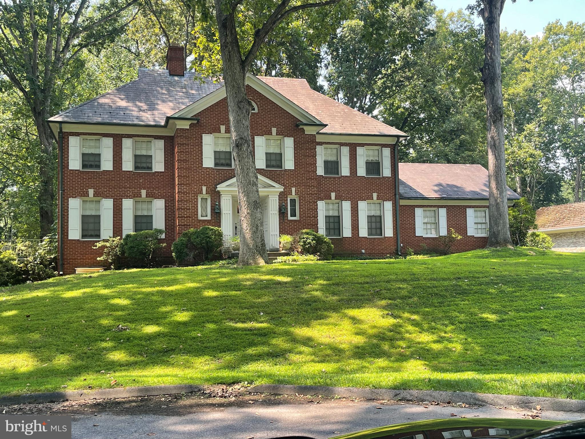 BURNING TREE ESTATES - Residential