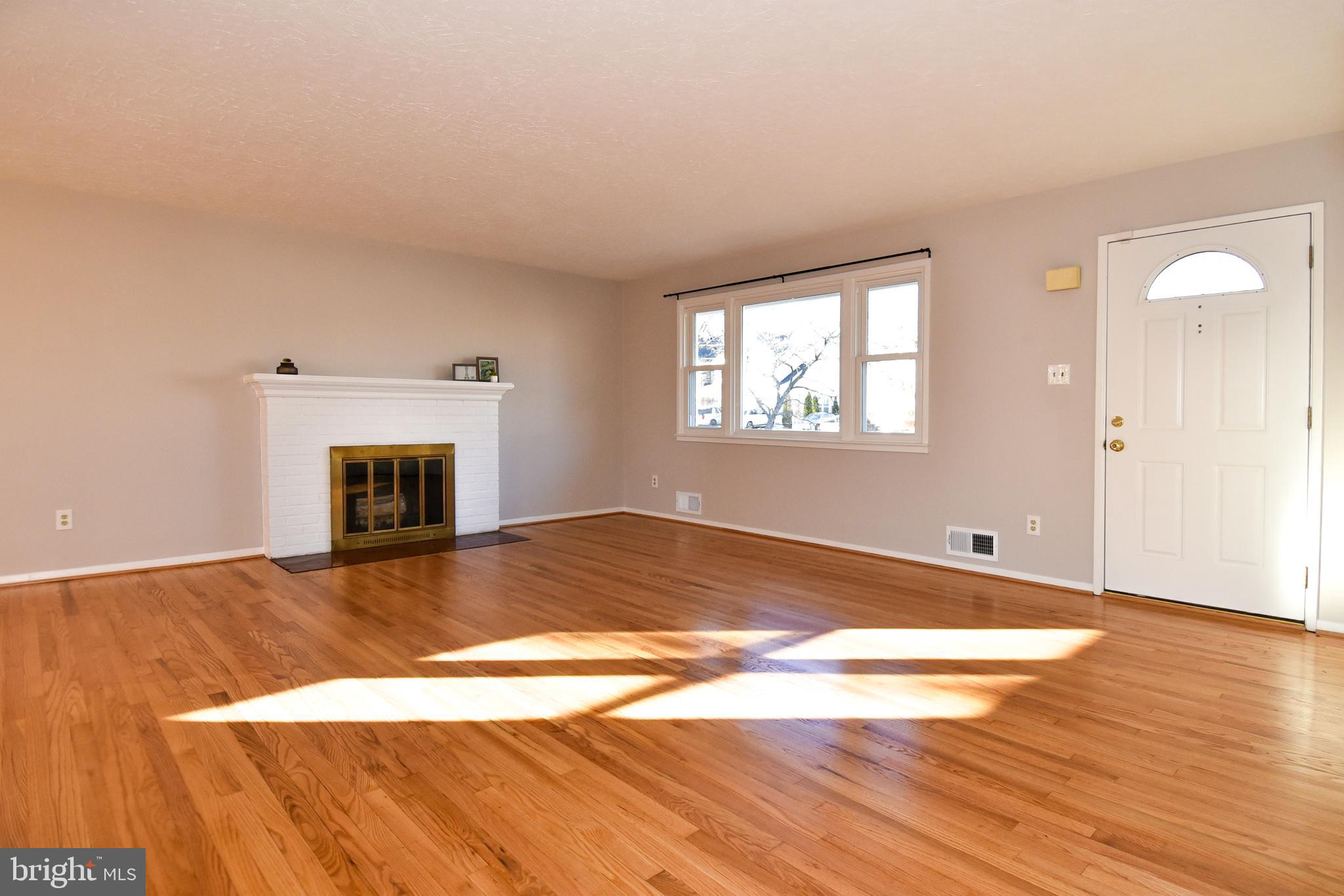 NORTH SPRINGFIELD - Residential Lease