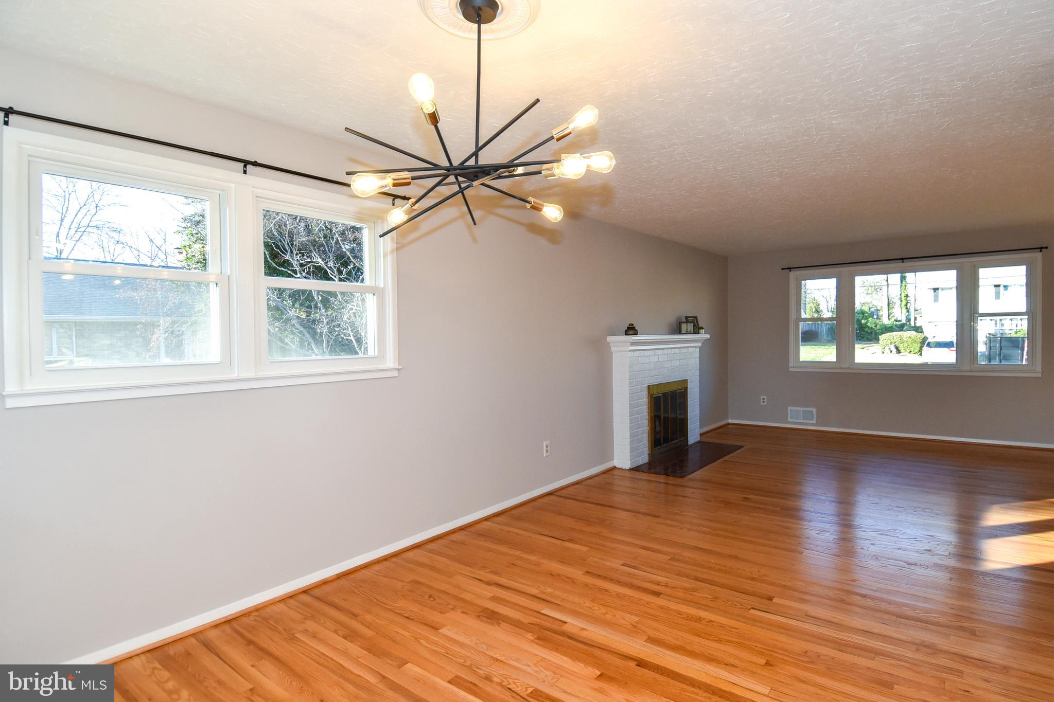 NORTH SPRINGFIELD - Residential Lease