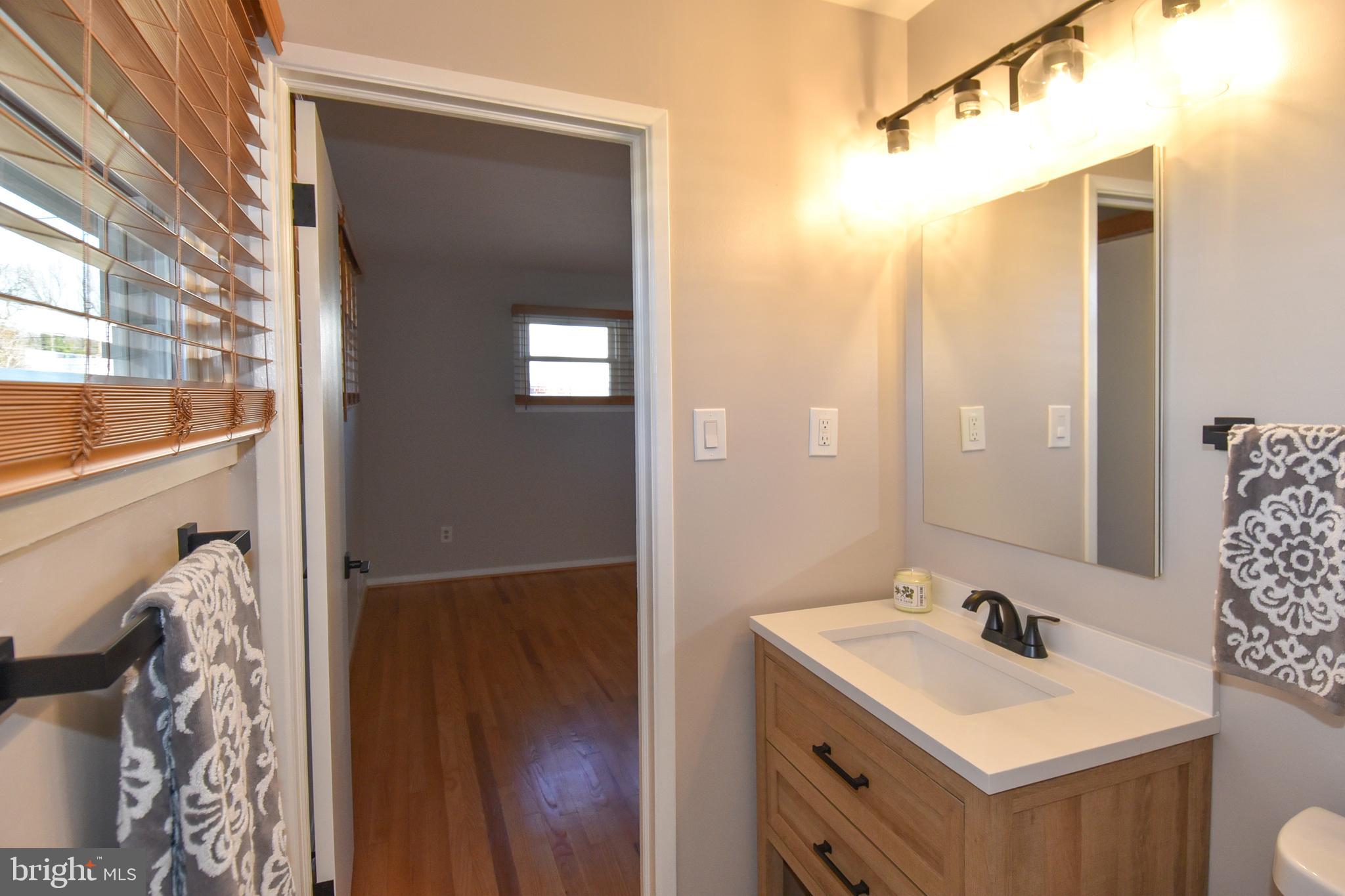 NORTH SPRINGFIELD - Residential Lease