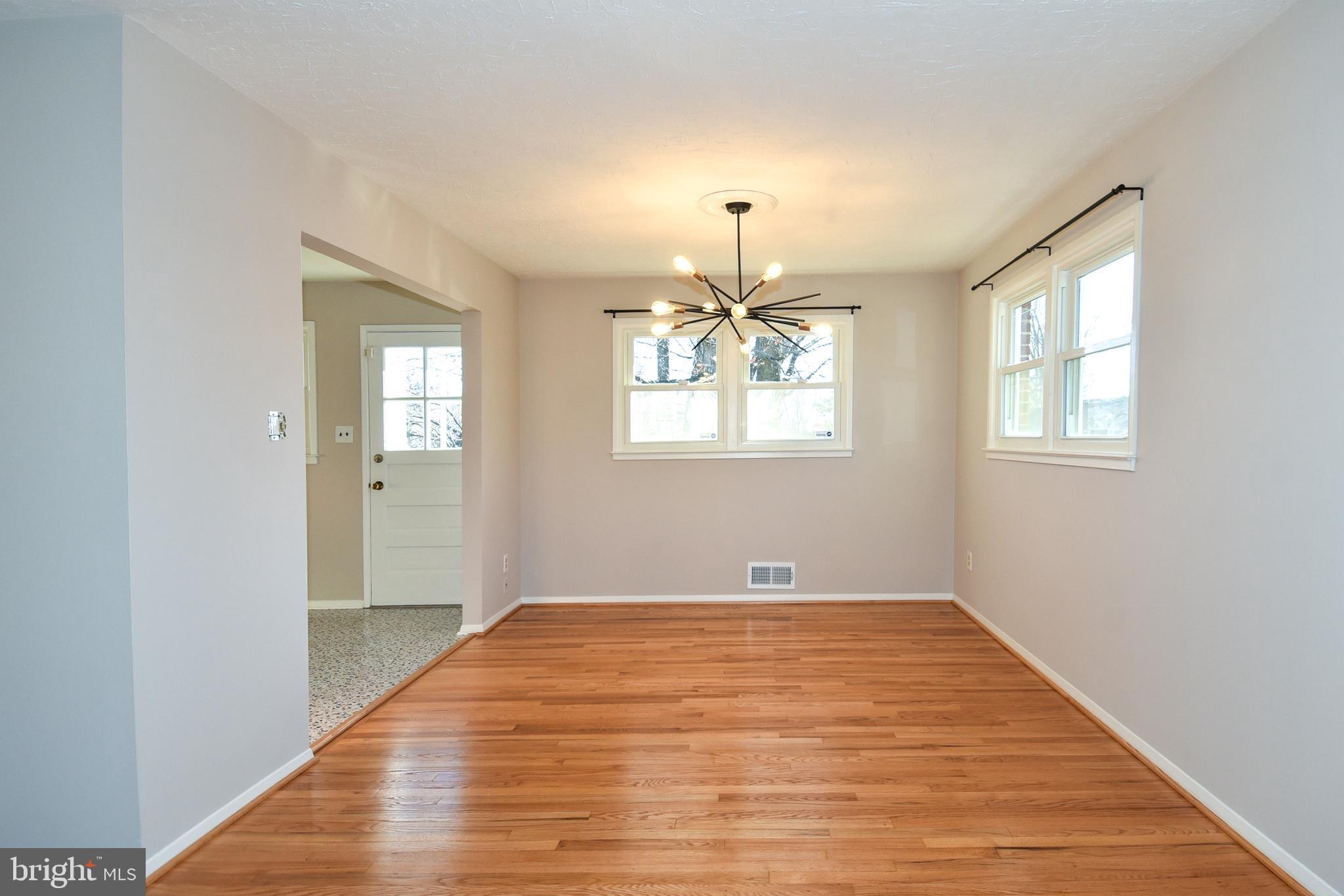 NORTH SPRINGFIELD - Residential Lease