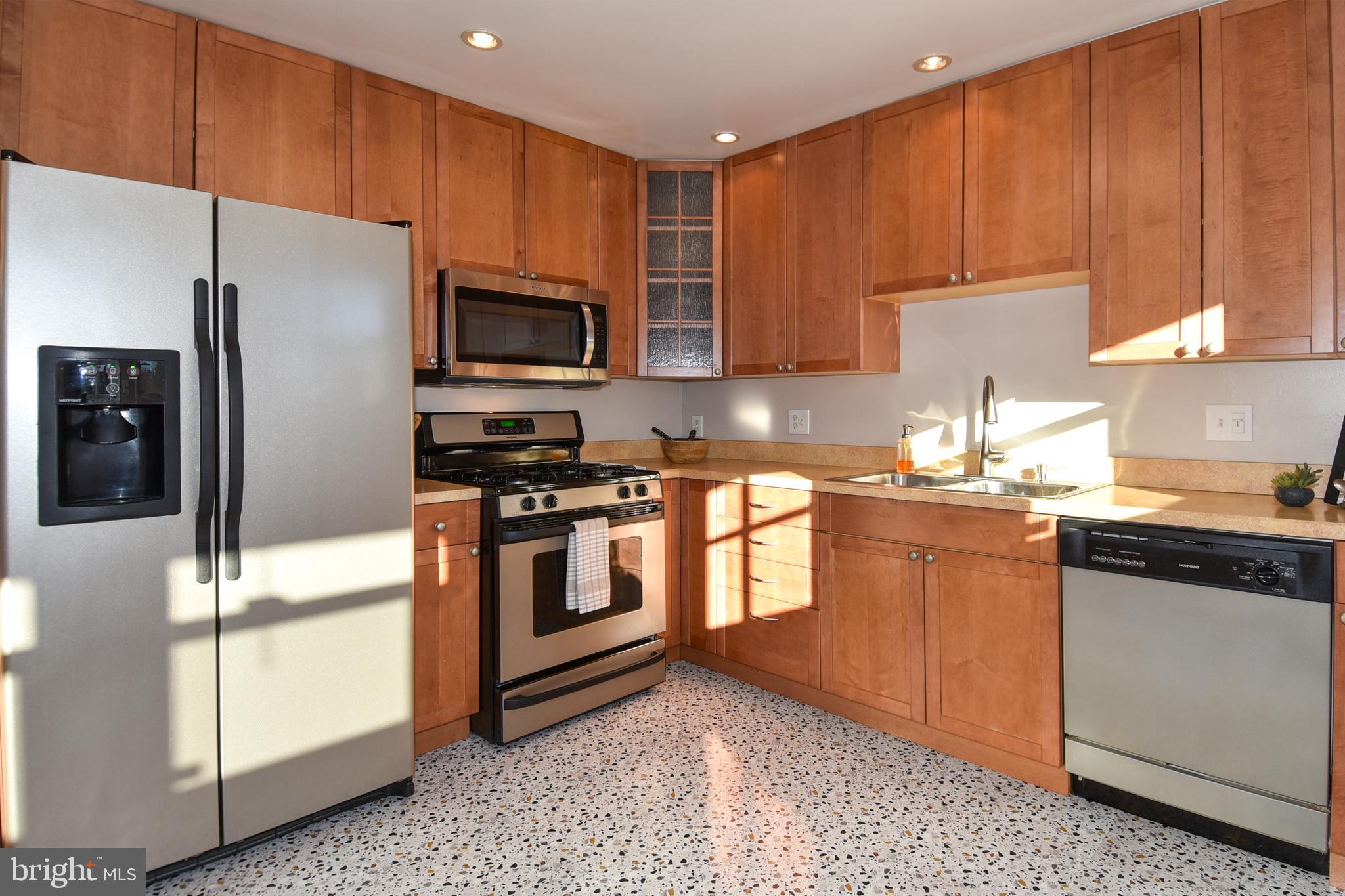 NORTH SPRINGFIELD - Residential Lease