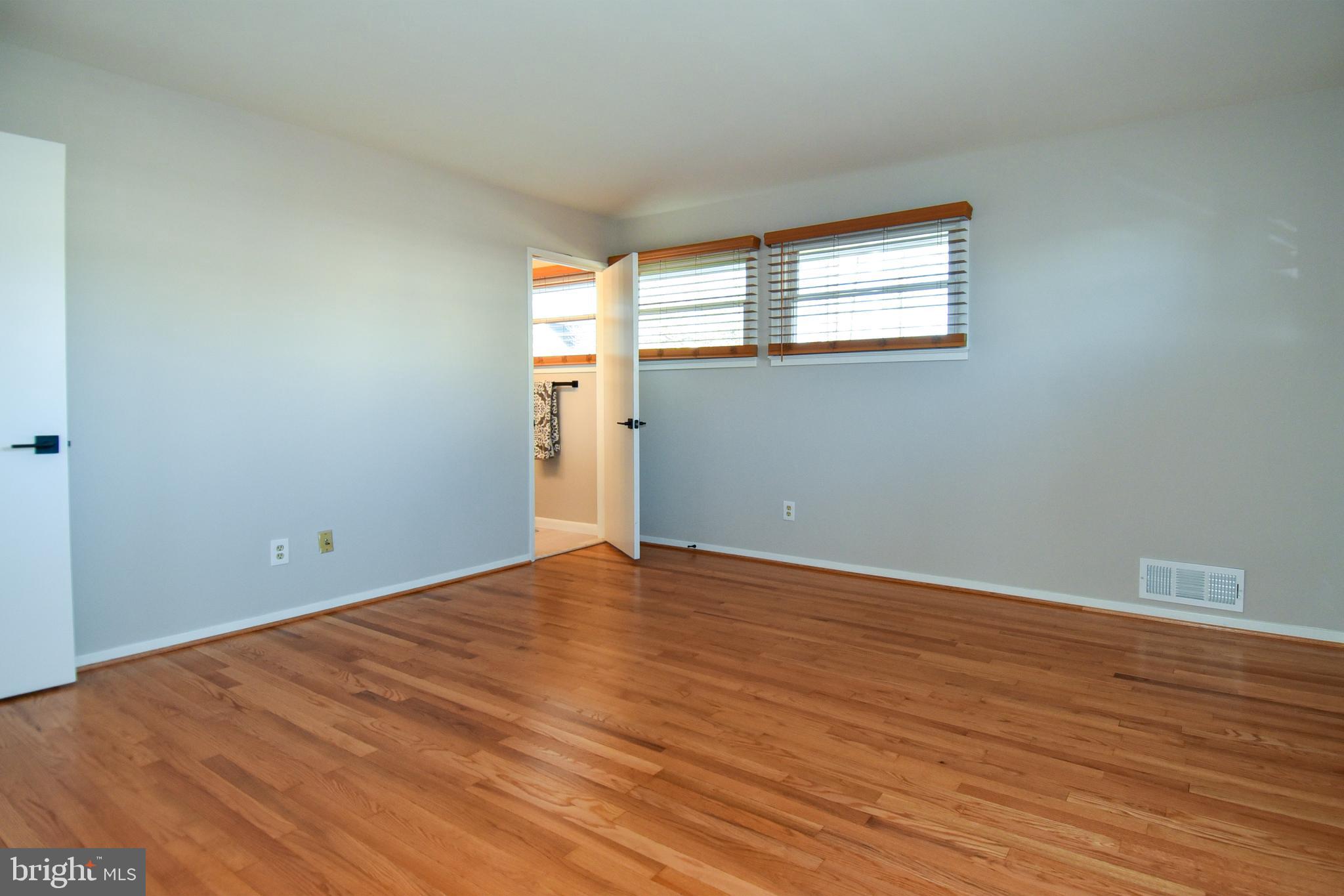 NORTH SPRINGFIELD - Residential Lease