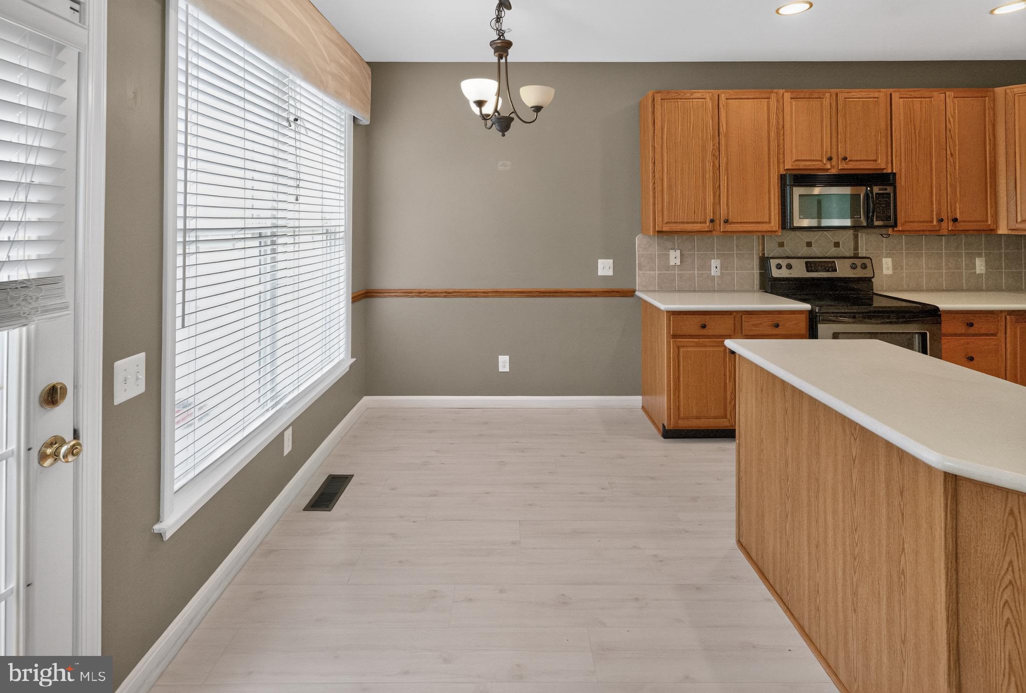 DOYLESTOWN STATION - Residential