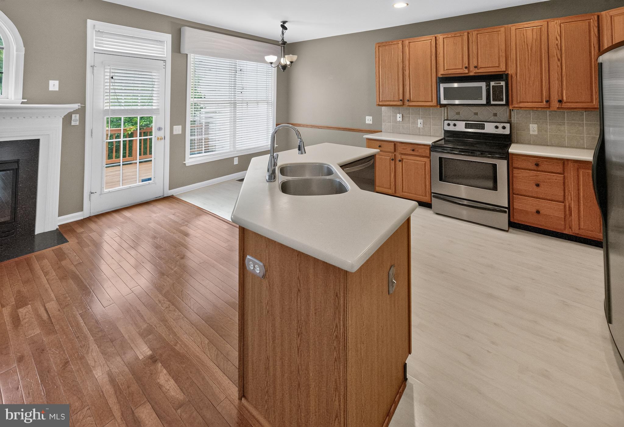 DOYLESTOWN STATION - Residential
