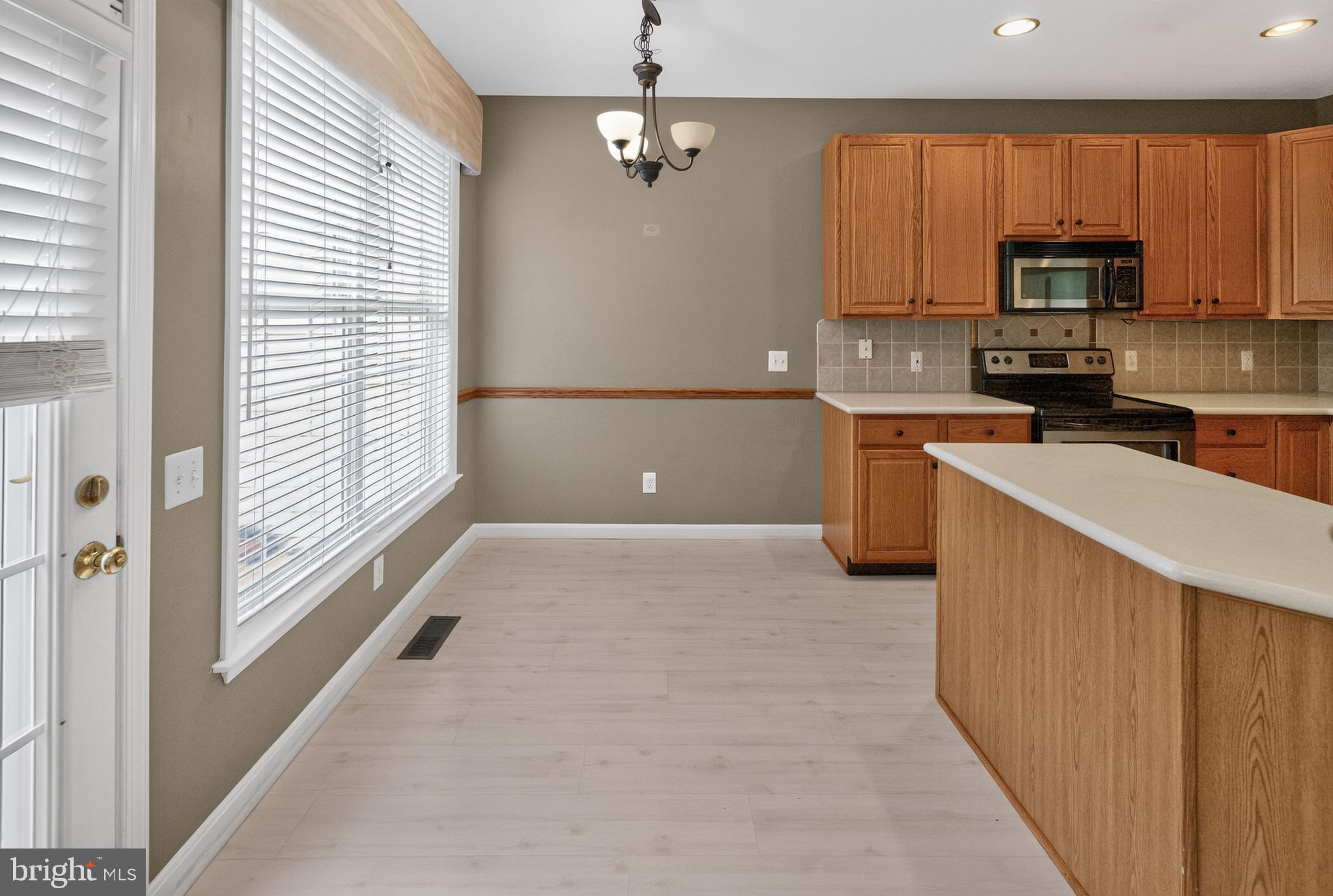 DOYLESTOWN STATION - Residential