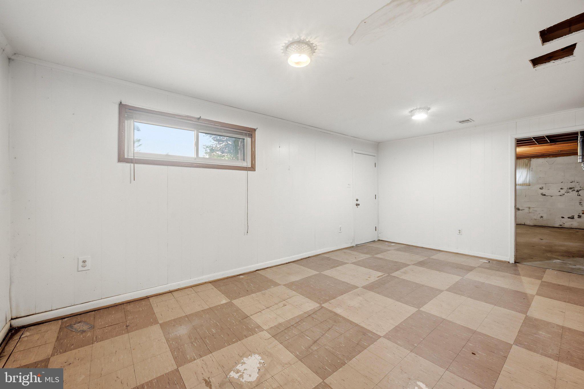 MONTICELLO WOODS - Residential