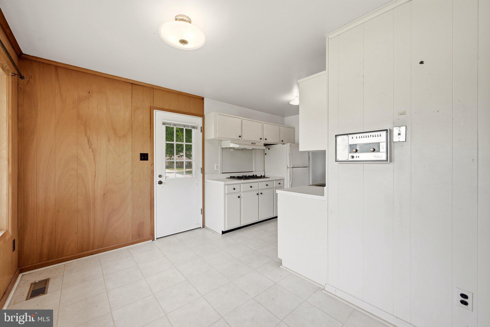 MONTICELLO WOODS - Residential