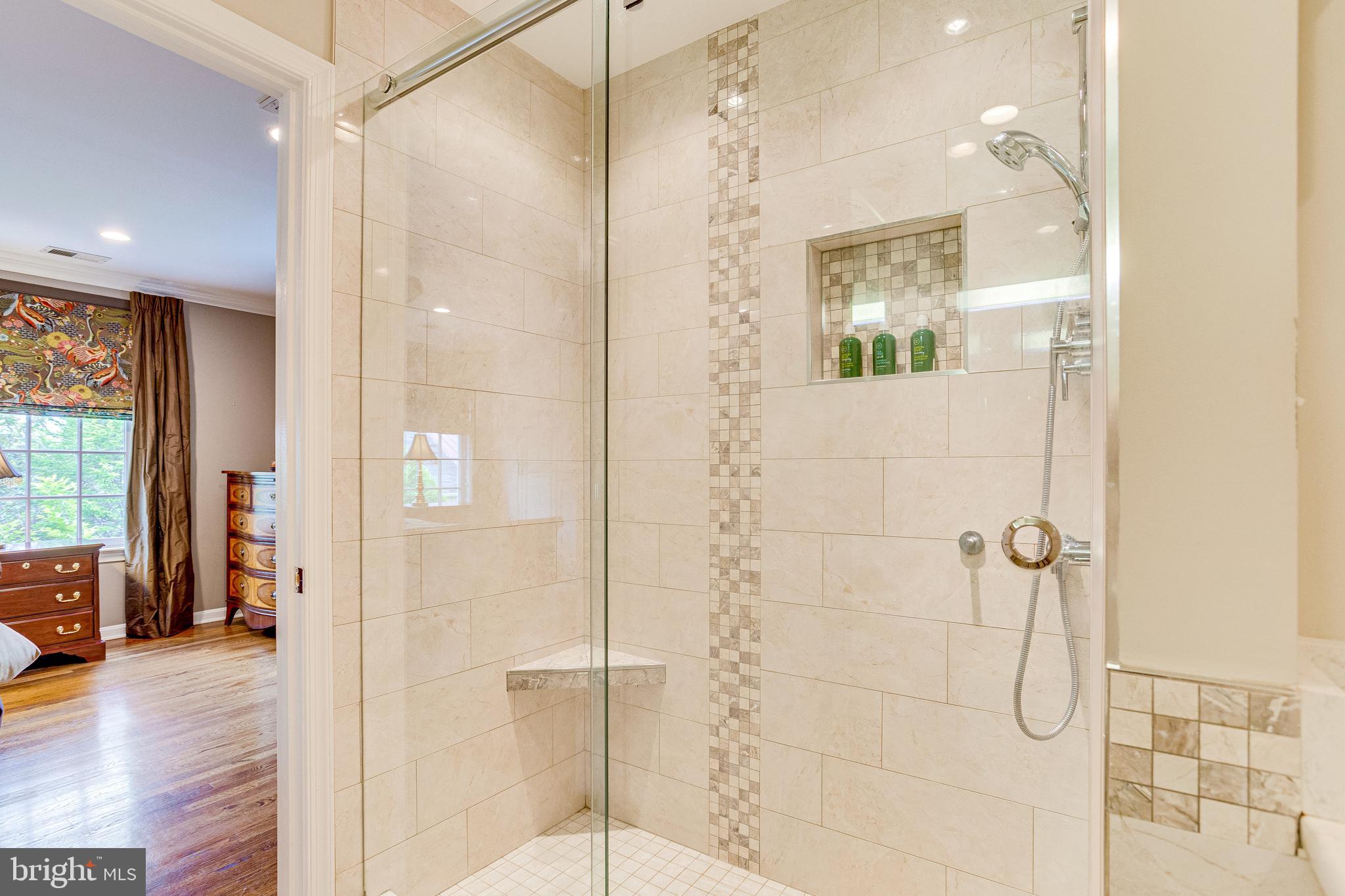 OLD TOWN ALEXANDRIA - Residential
