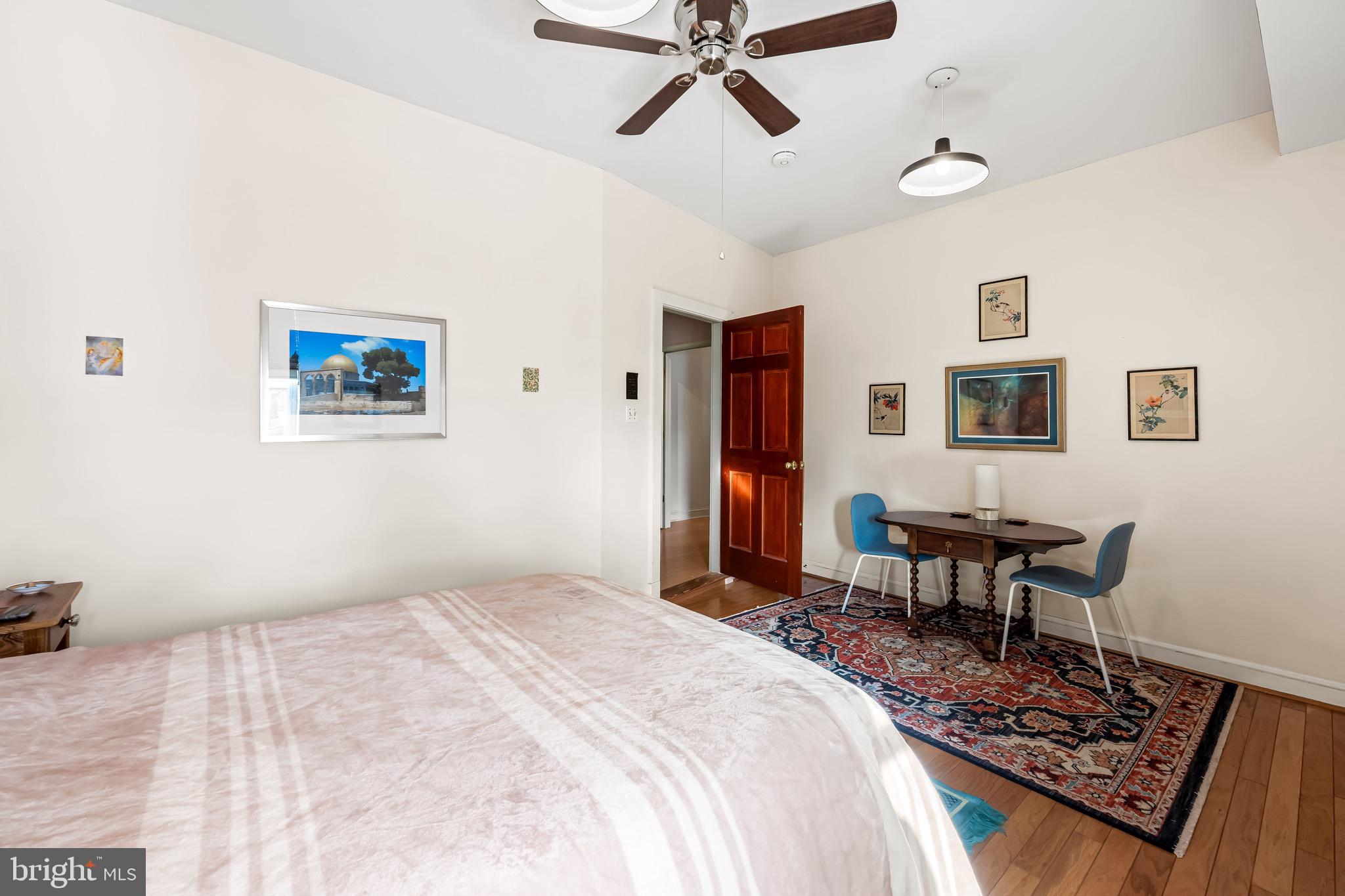 HIGHLANDTOWN - Residential