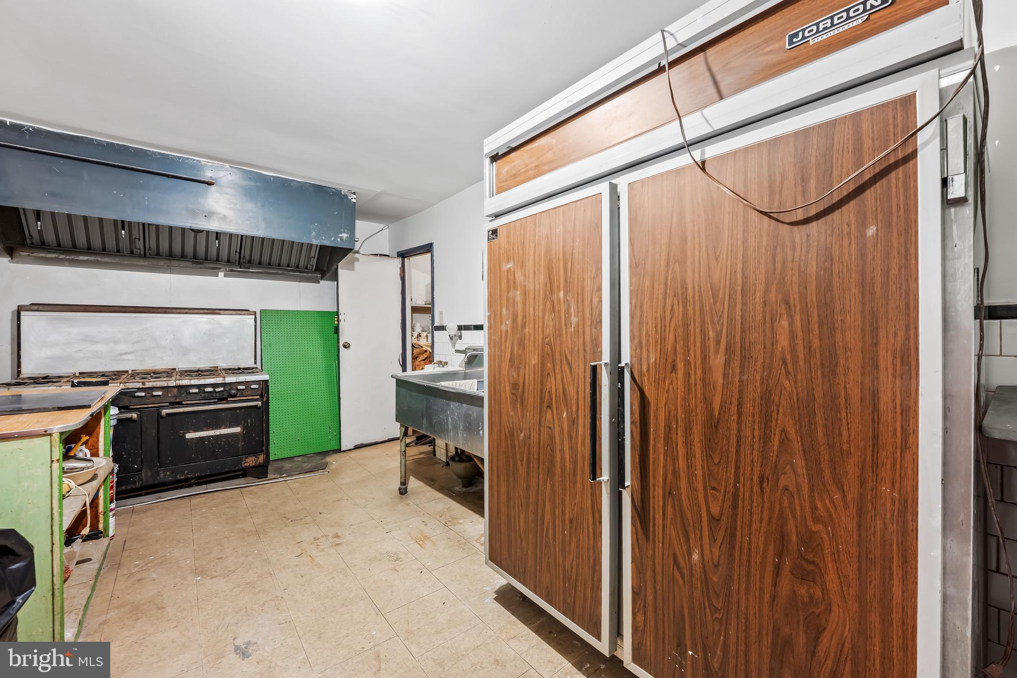 HIGHLANDTOWN - Residential