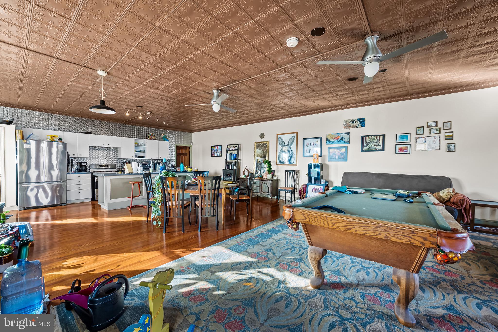 HIGHLANDTOWN - Residential