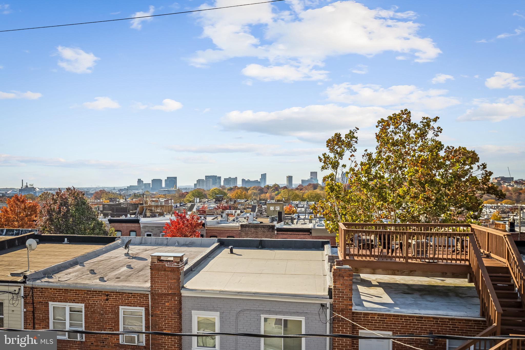 HIGHLANDTOWN - Residential