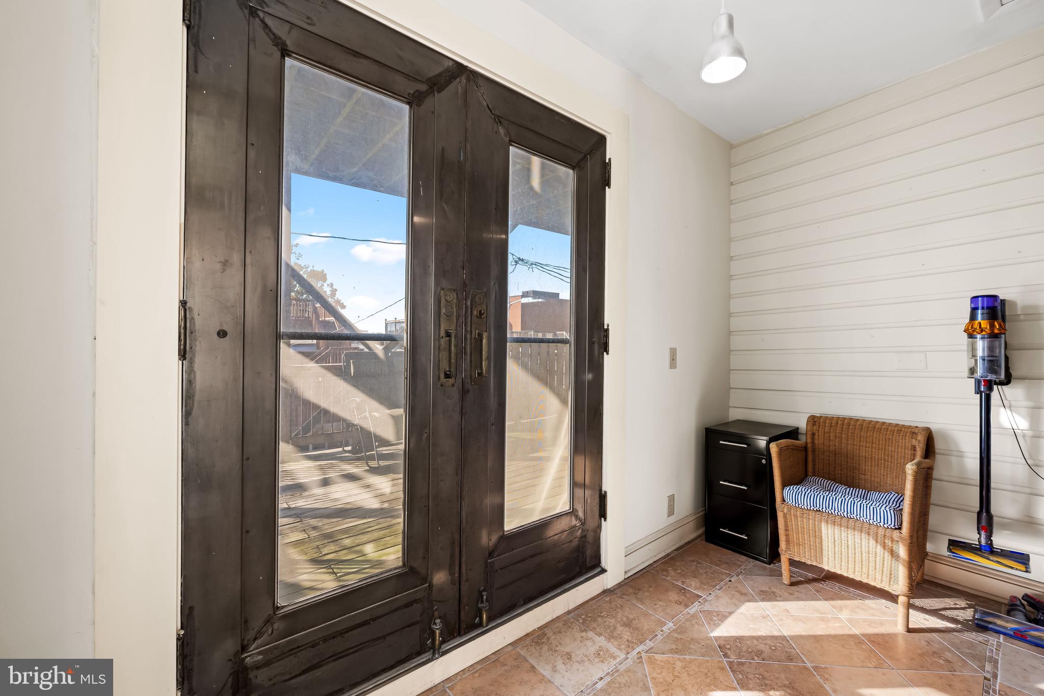 HIGHLANDTOWN - Residential