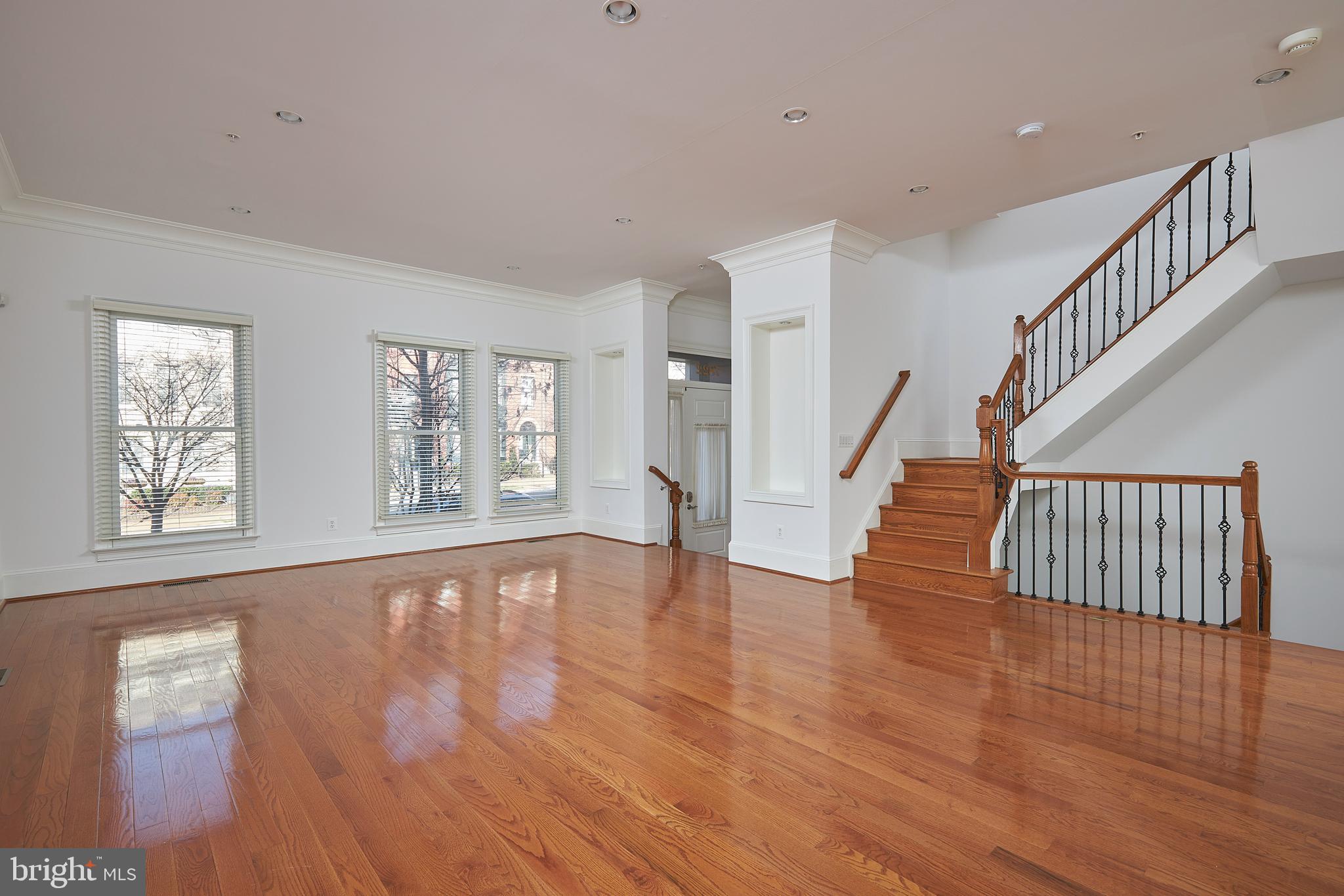 PARK POTOMAC - Residential