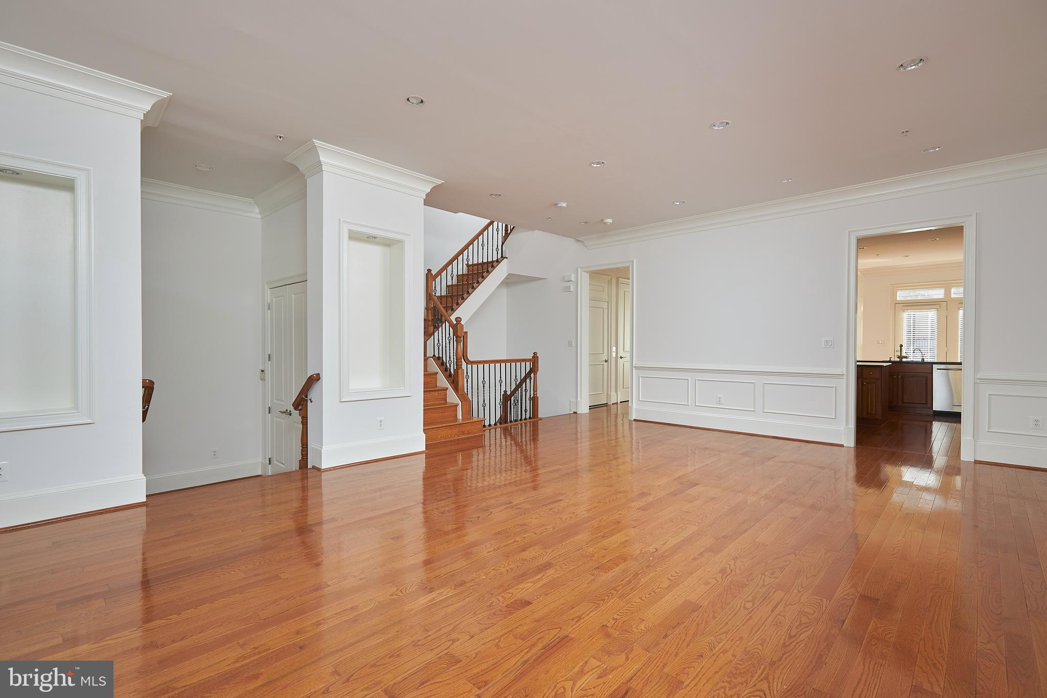 PARK POTOMAC - Residential