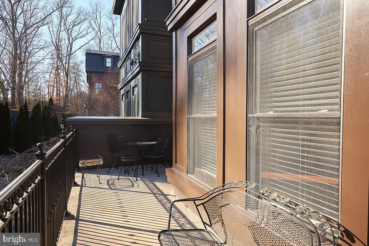 PARK POTOMAC - Residential