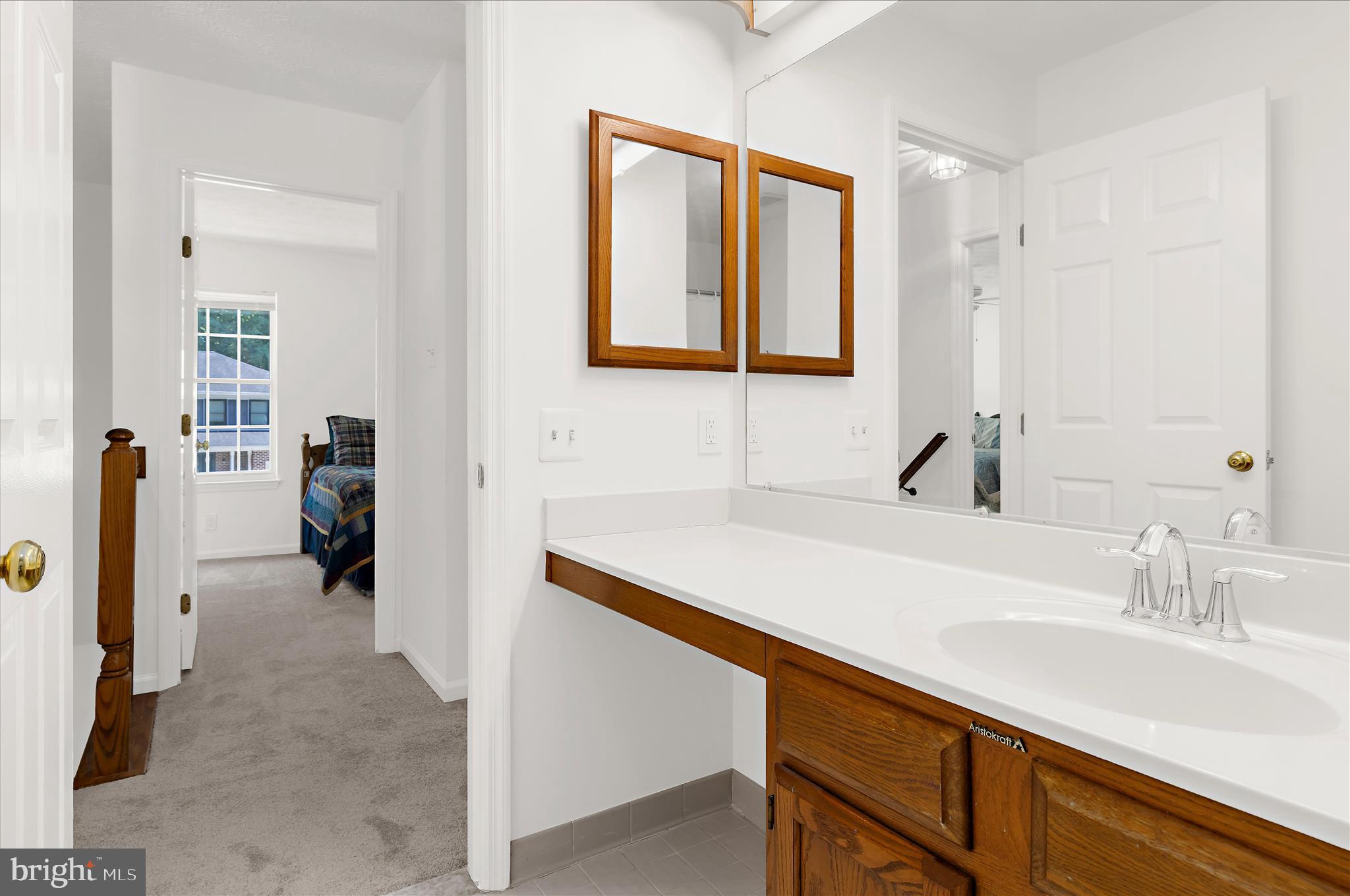 CROFTON WOODS - Residential