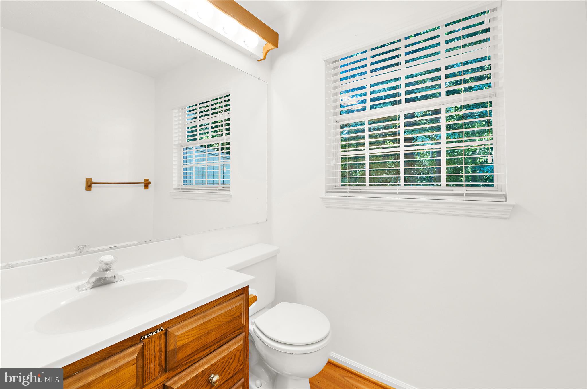 CROFTON WOODS - Residential