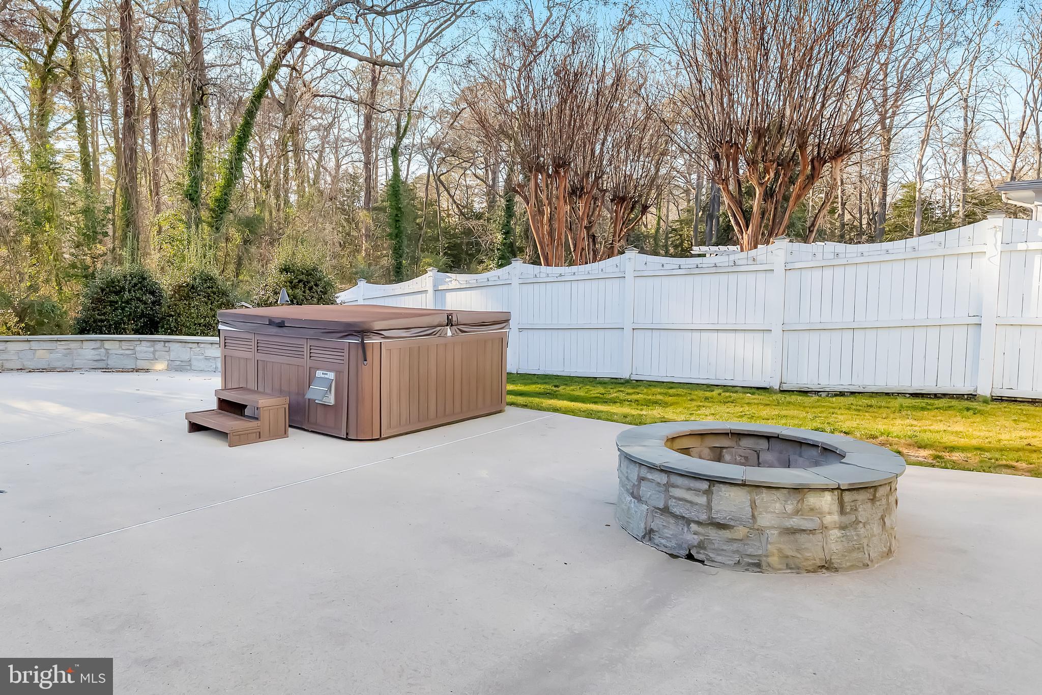 TONY TANK - Residential