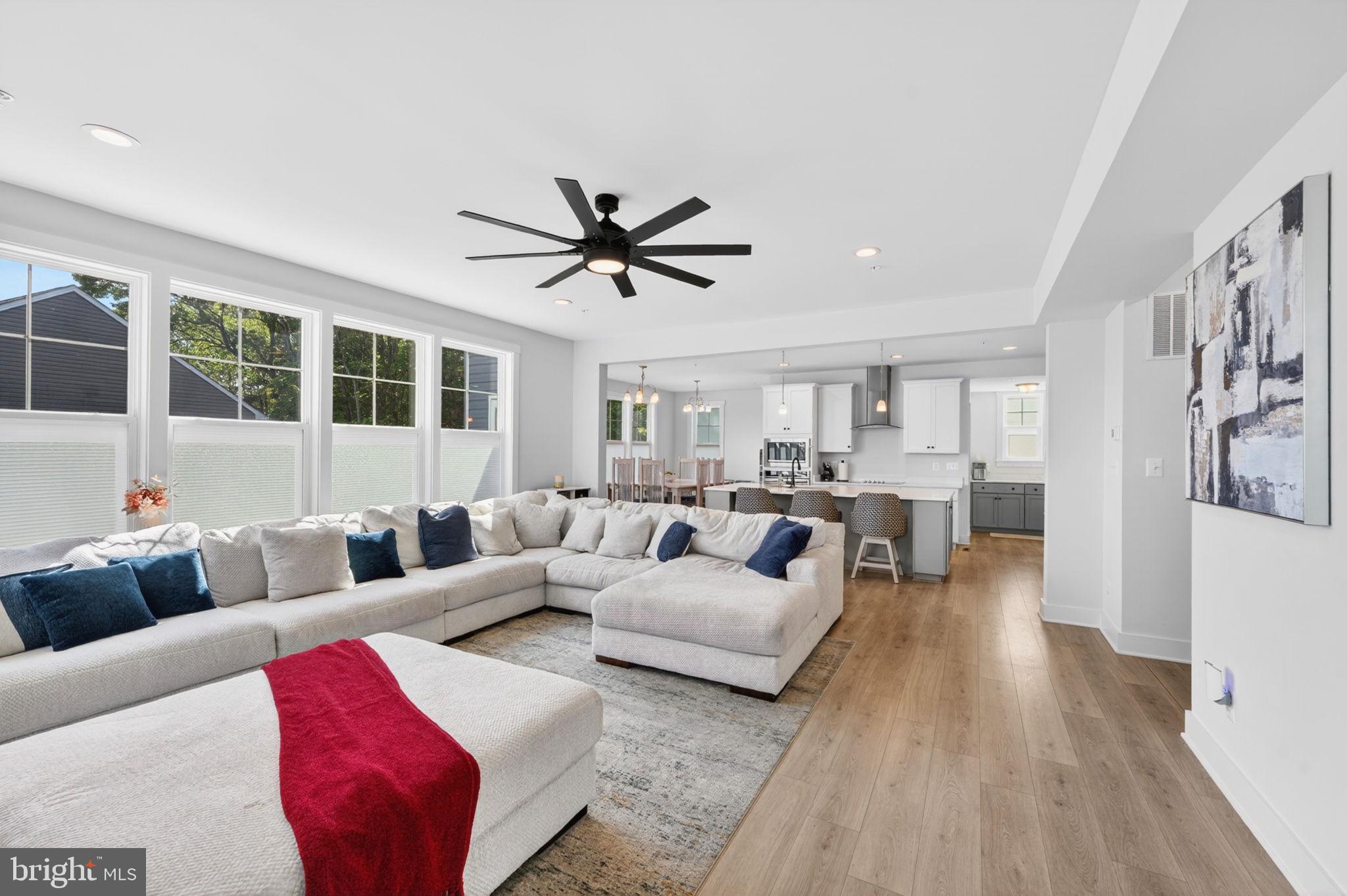 CHESAPEAKE CLUB - Residential