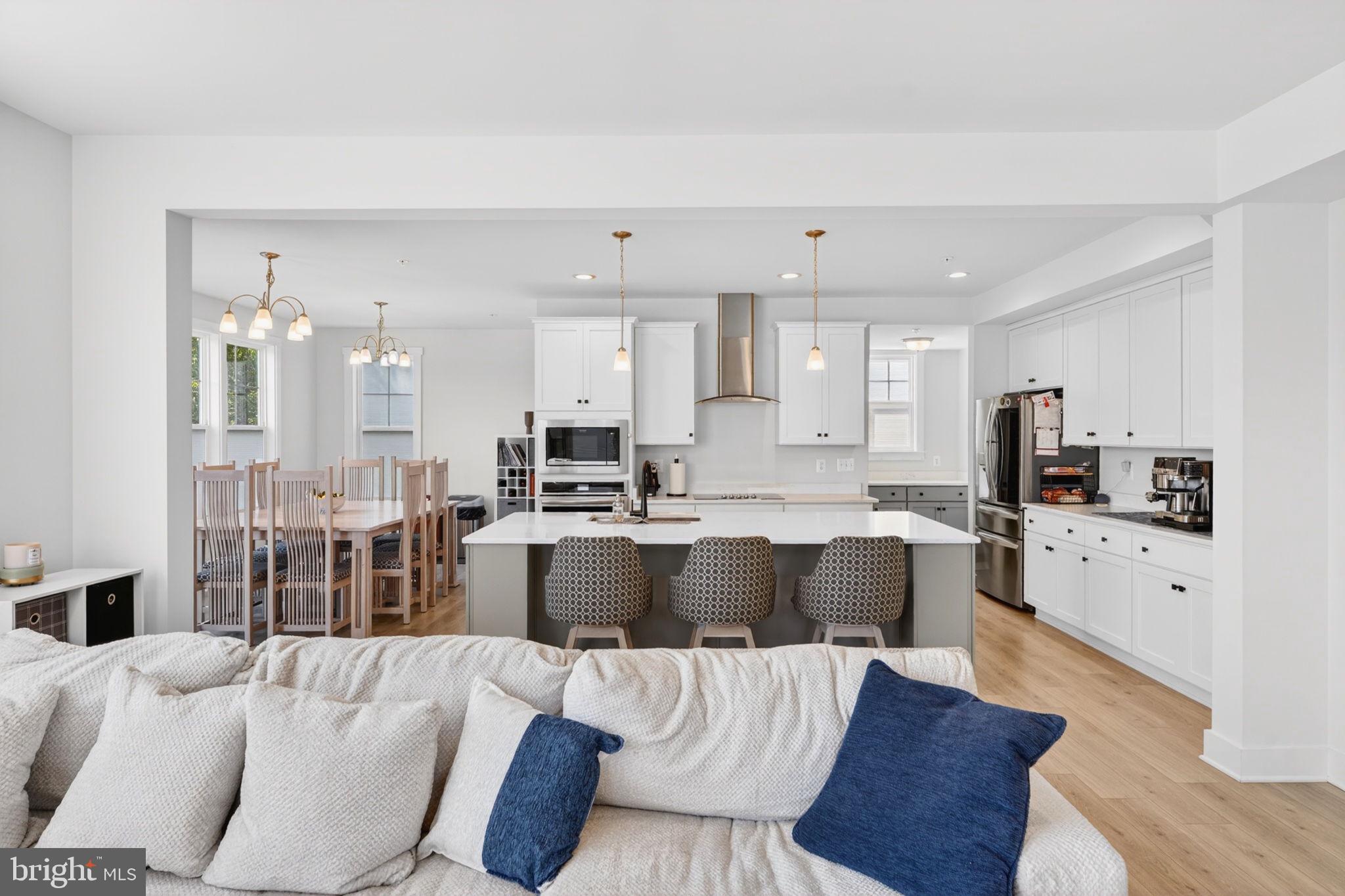CHESAPEAKE CLUB - Residential