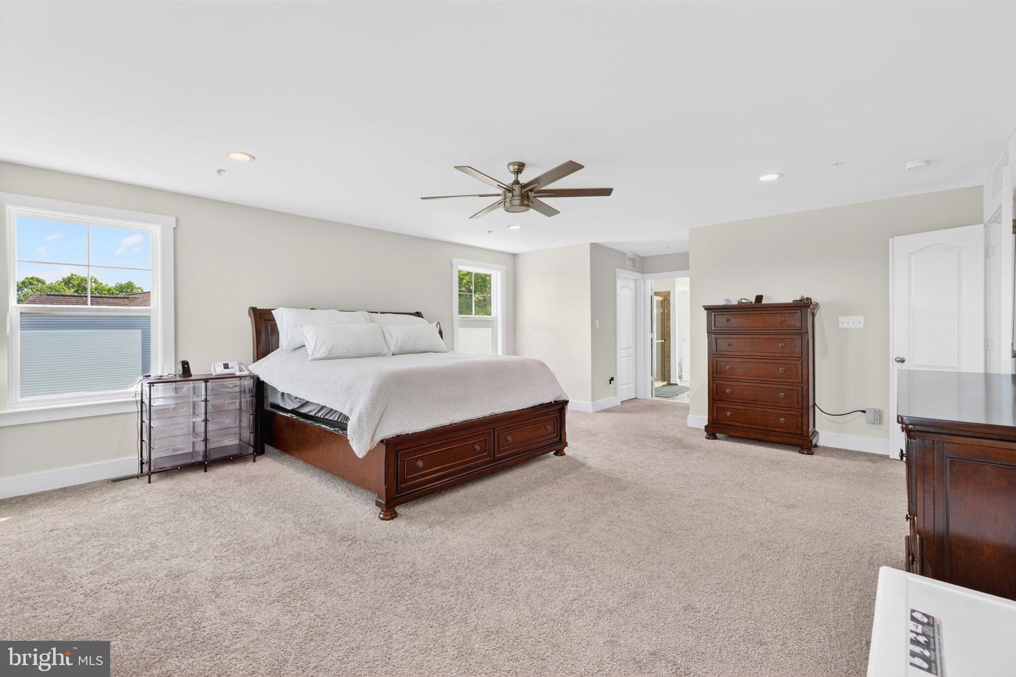 CHESAPEAKE CLUB - Residential