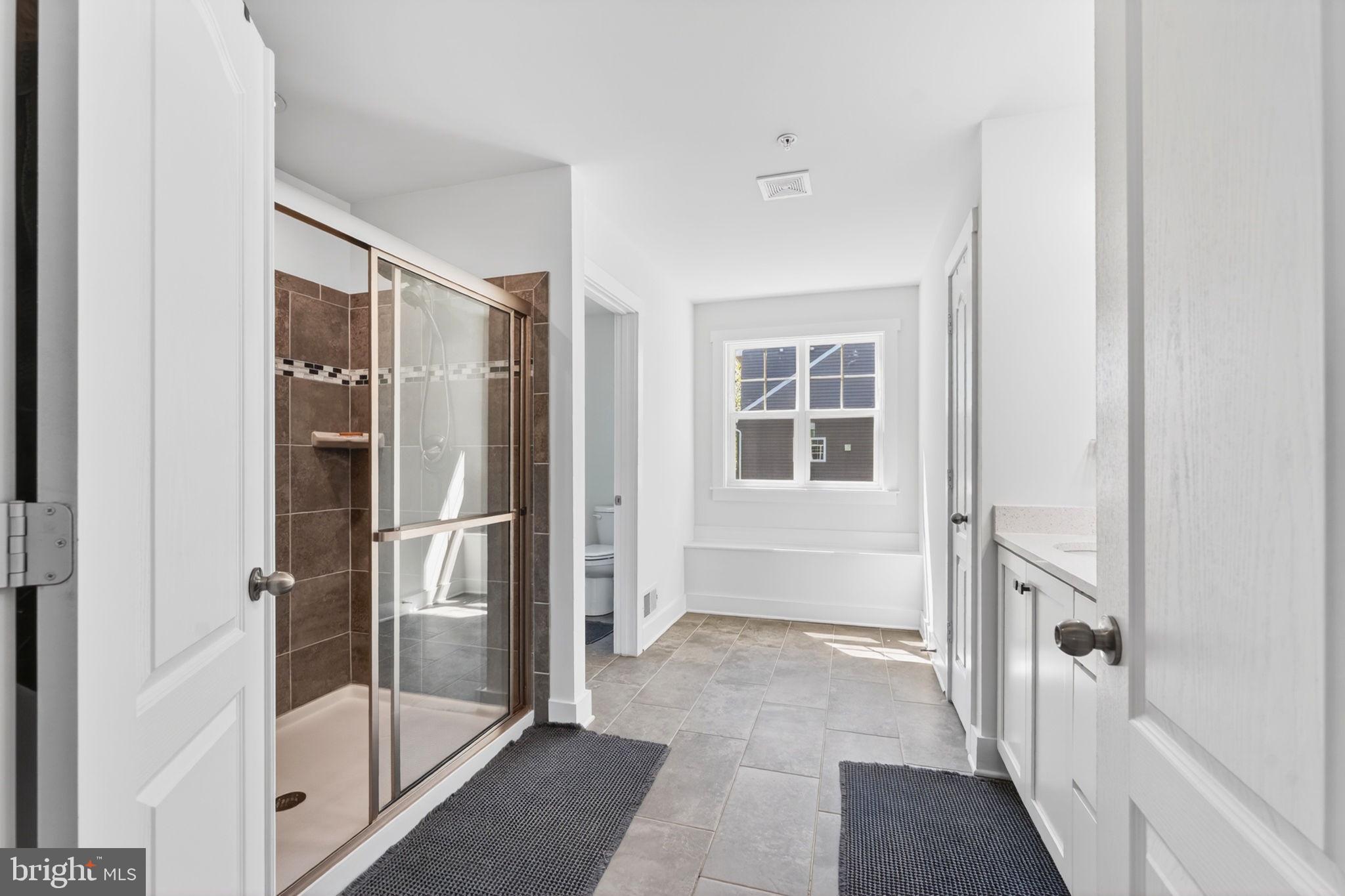CHESAPEAKE CLUB - Residential
