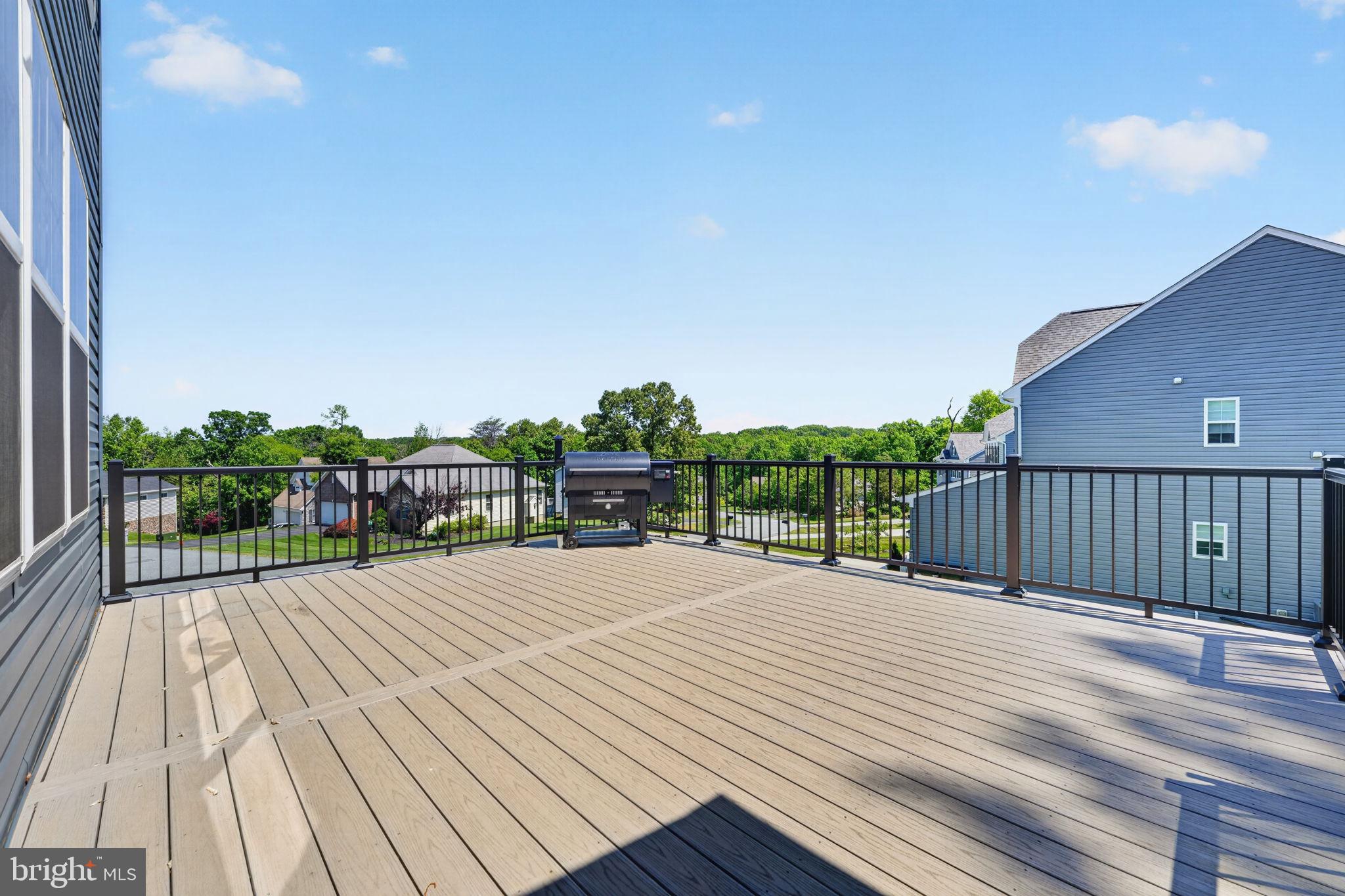 CHESAPEAKE CLUB - Residential