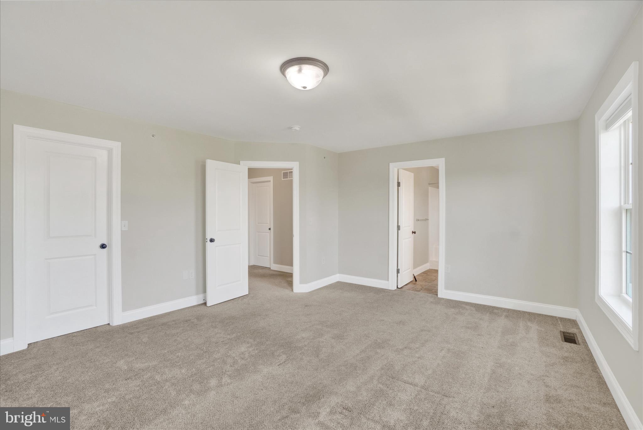 STONEYBROOK - Residential