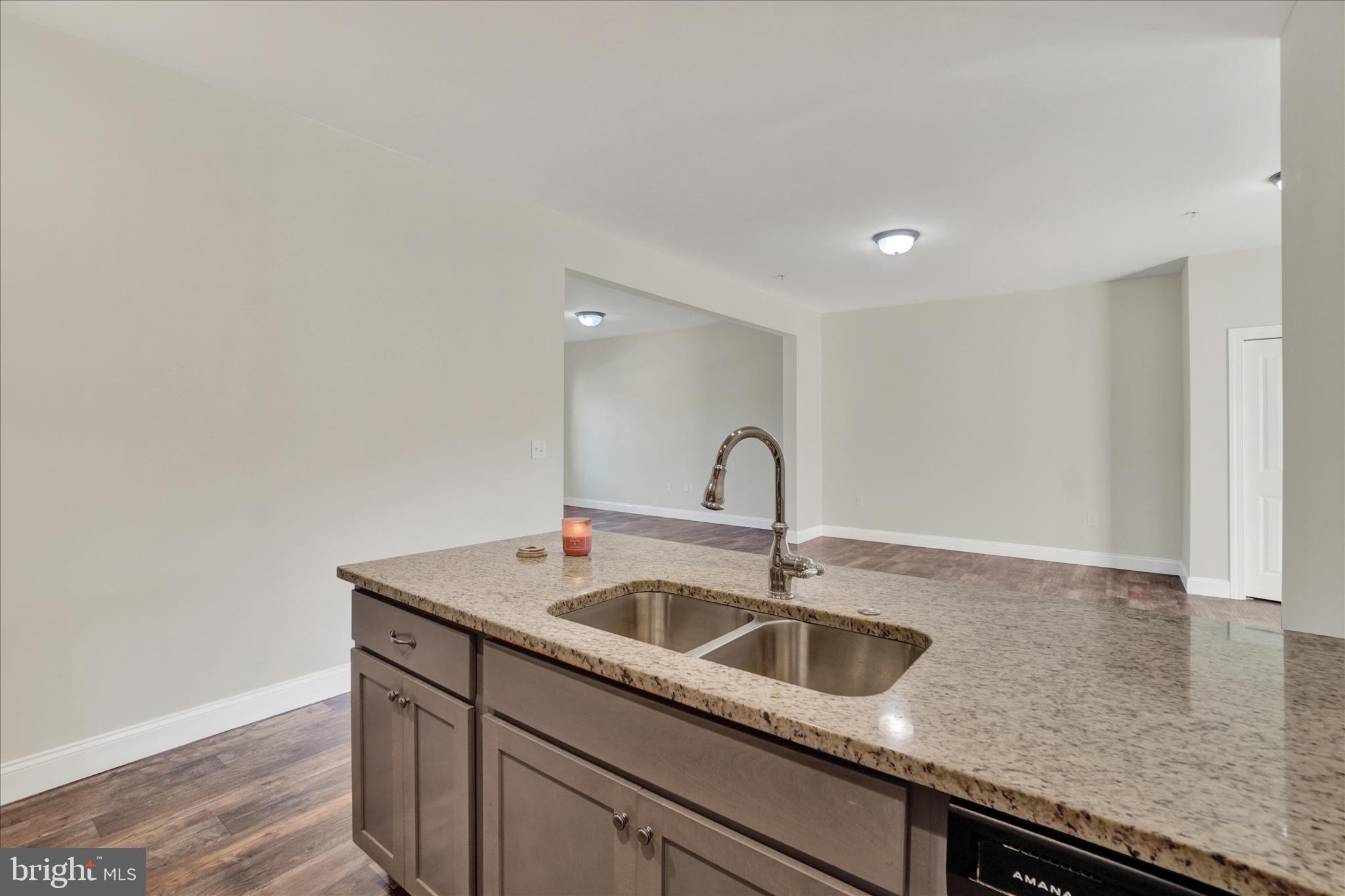STONEYBROOK - Residential