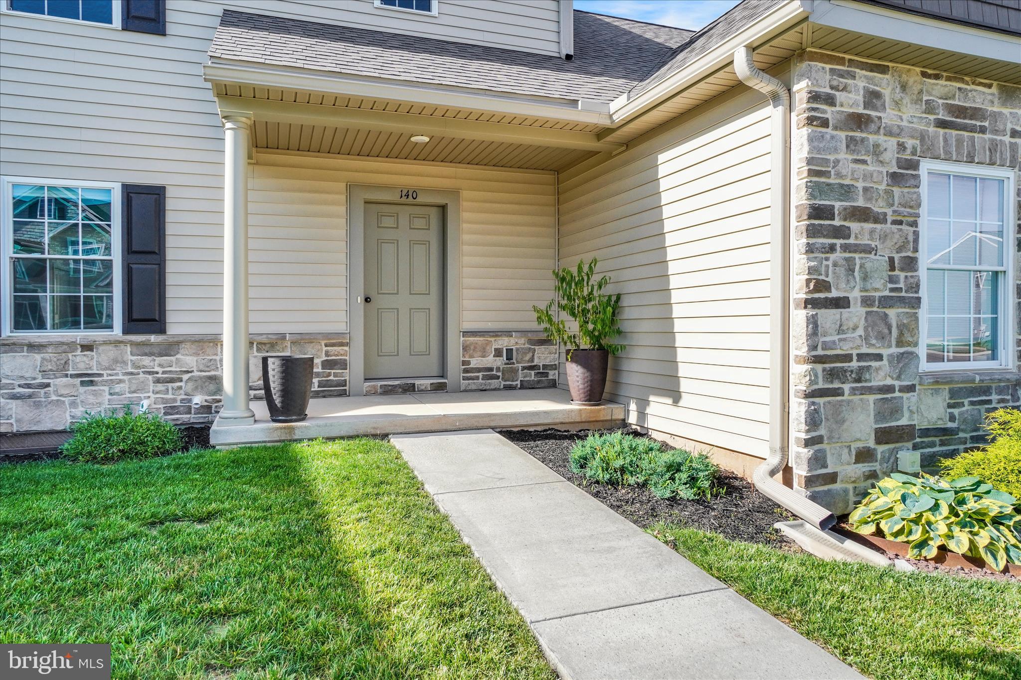 STONEYBROOK - Residential