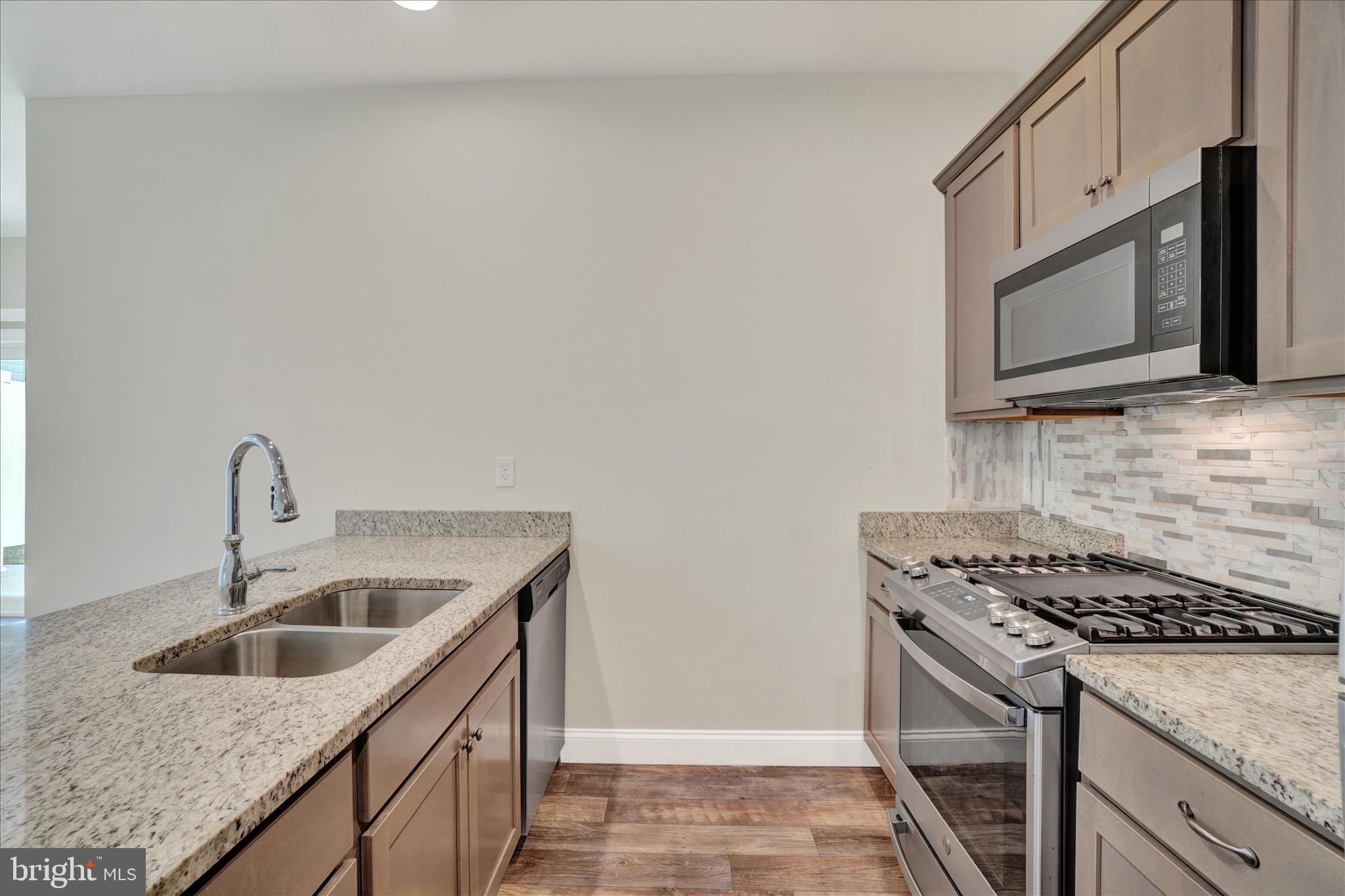 STONEYBROOK - Residential
