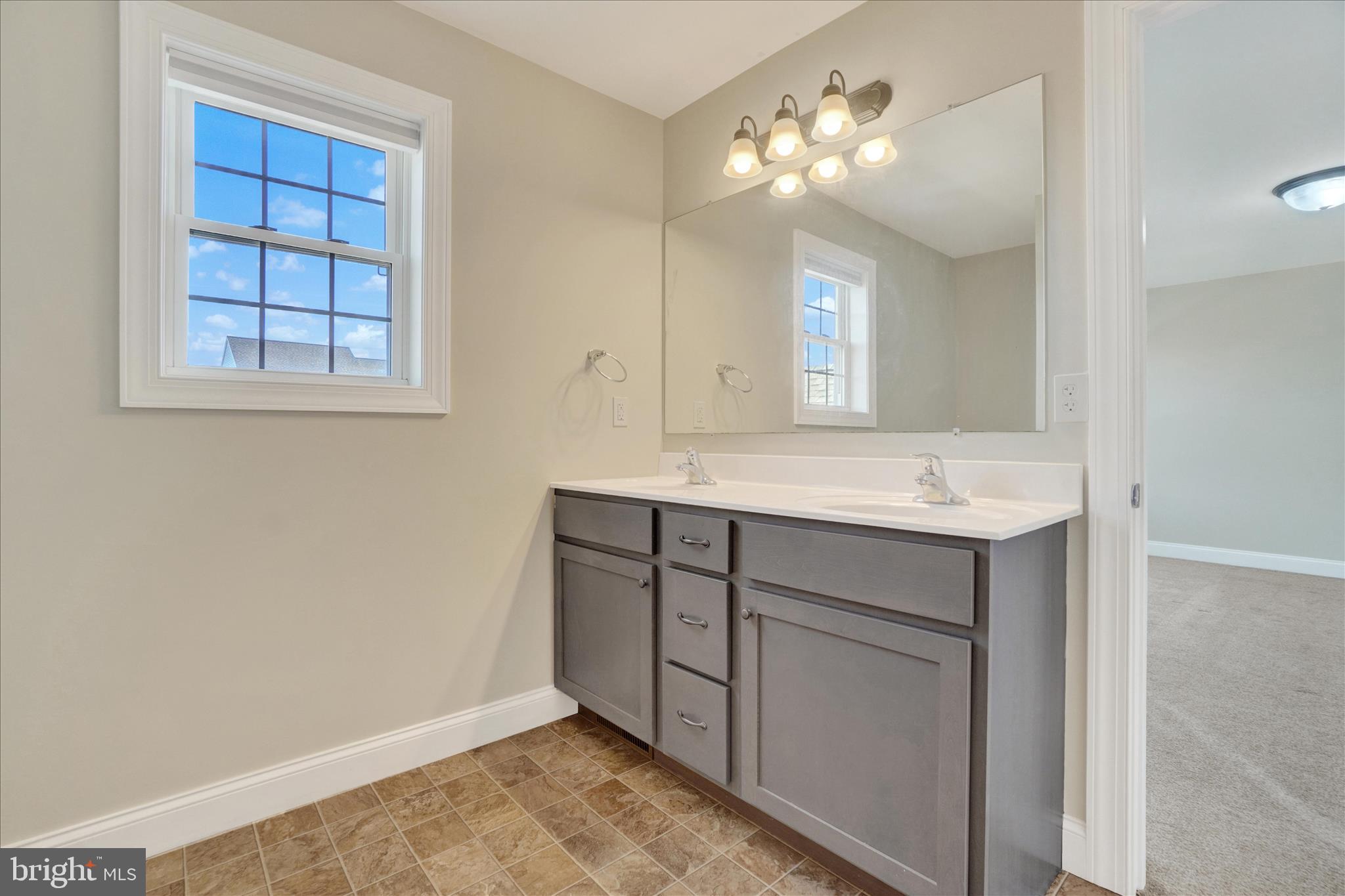 STONEYBROOK - Residential