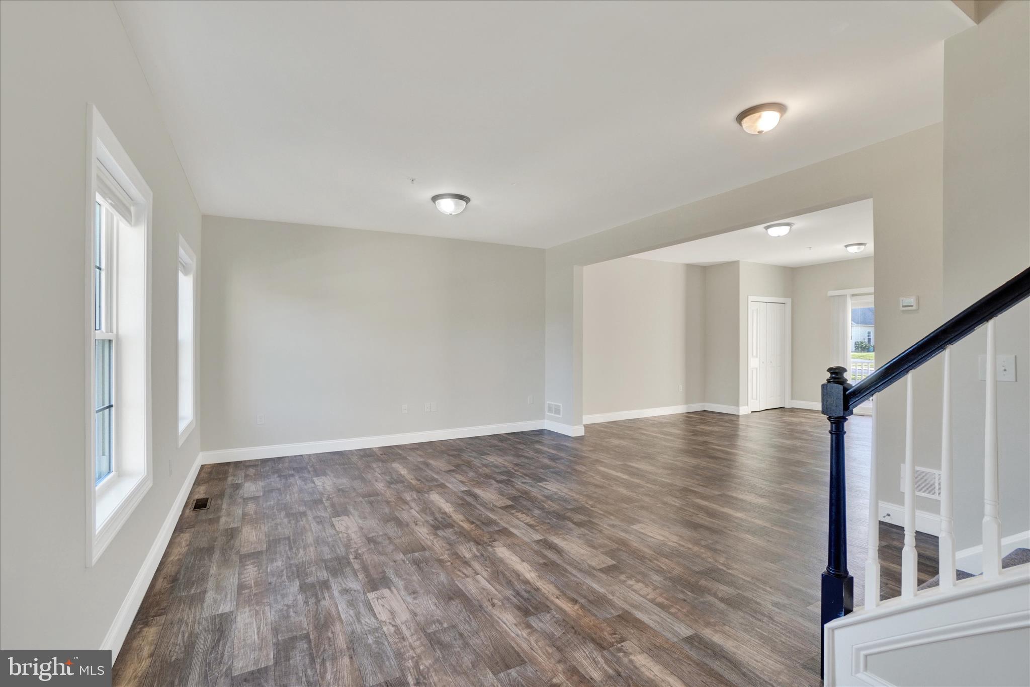 STONEYBROOK - Residential