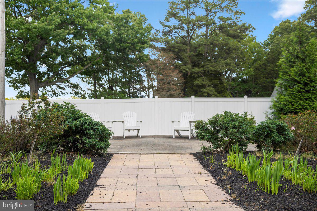 SWAN POINT - Residential
