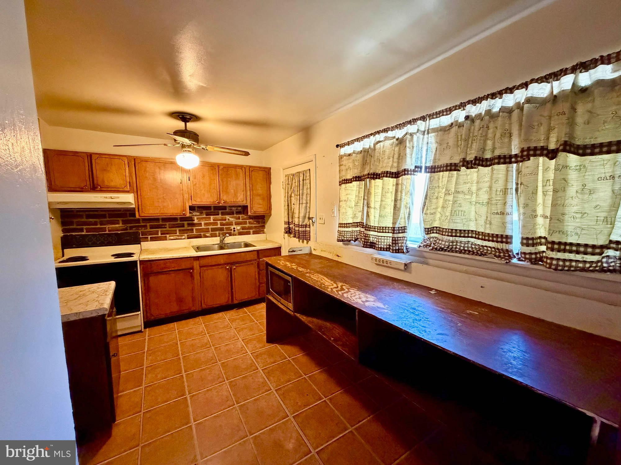 GLEN BURNIE HEIGHTS - Residential