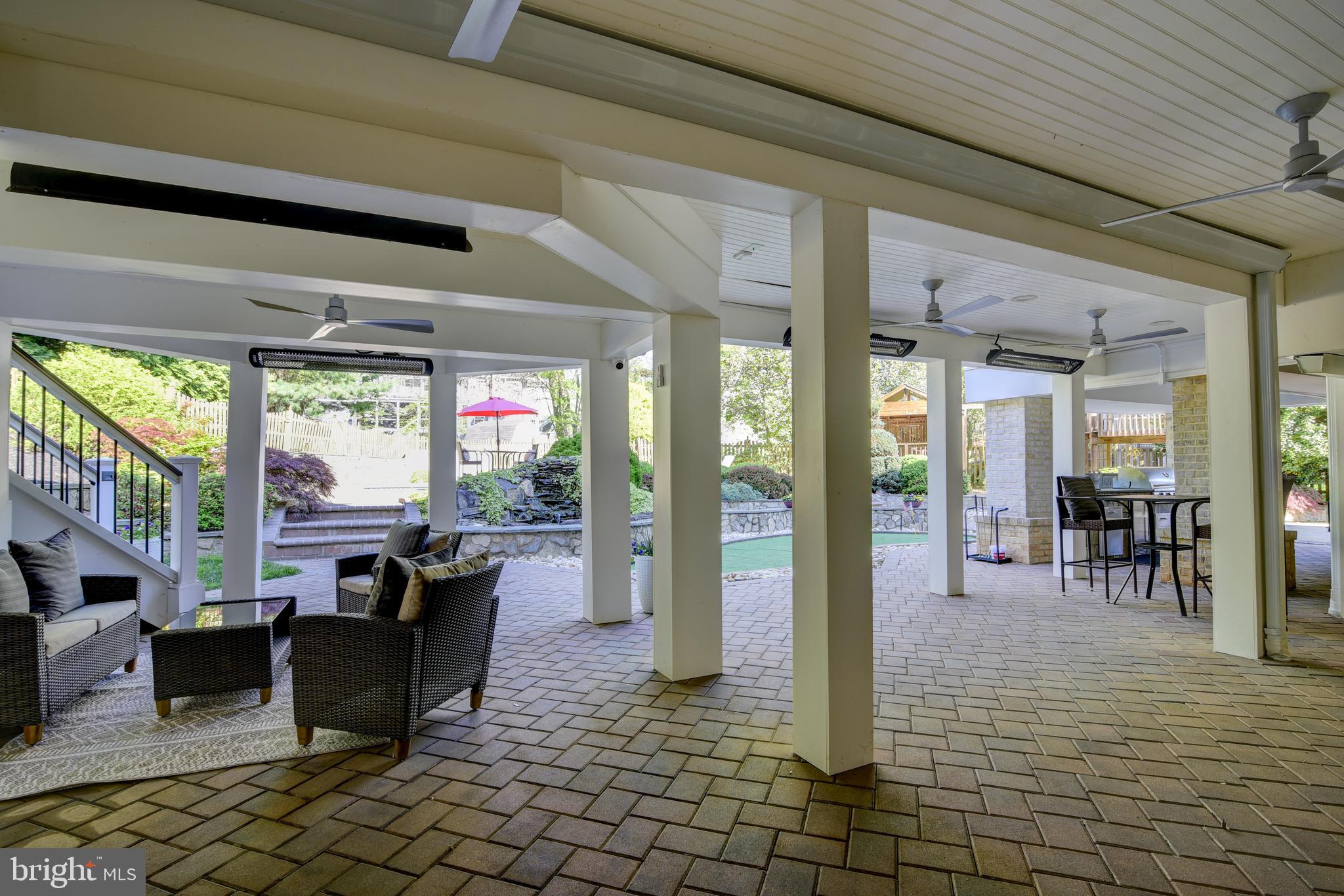 WINDSONG WEST - Residential