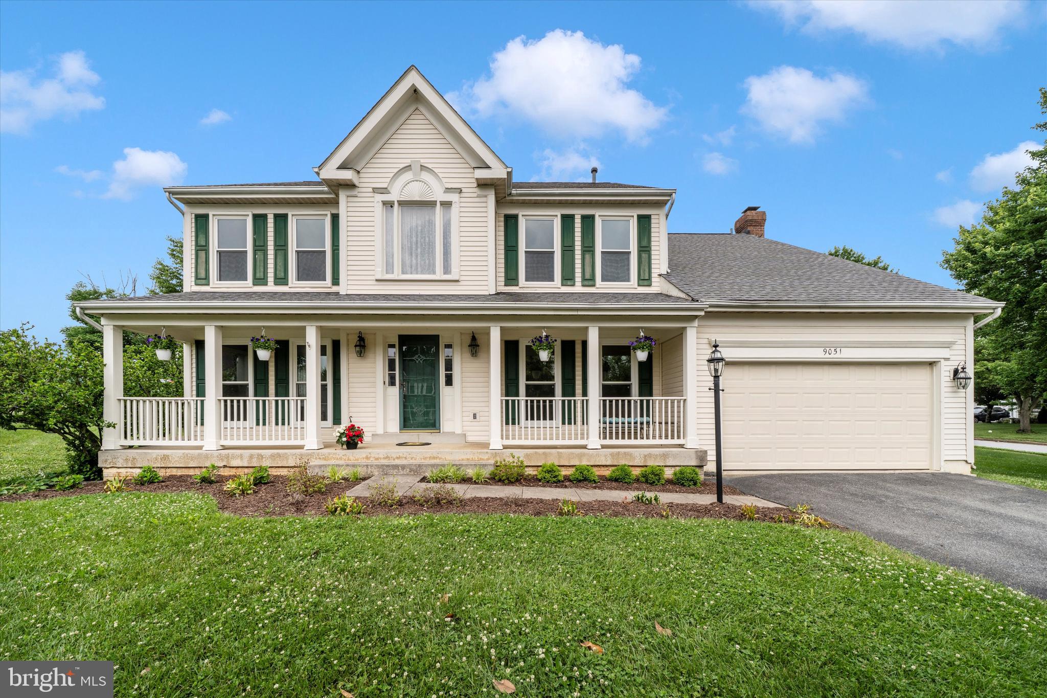 SPRING RIDGE - Residential