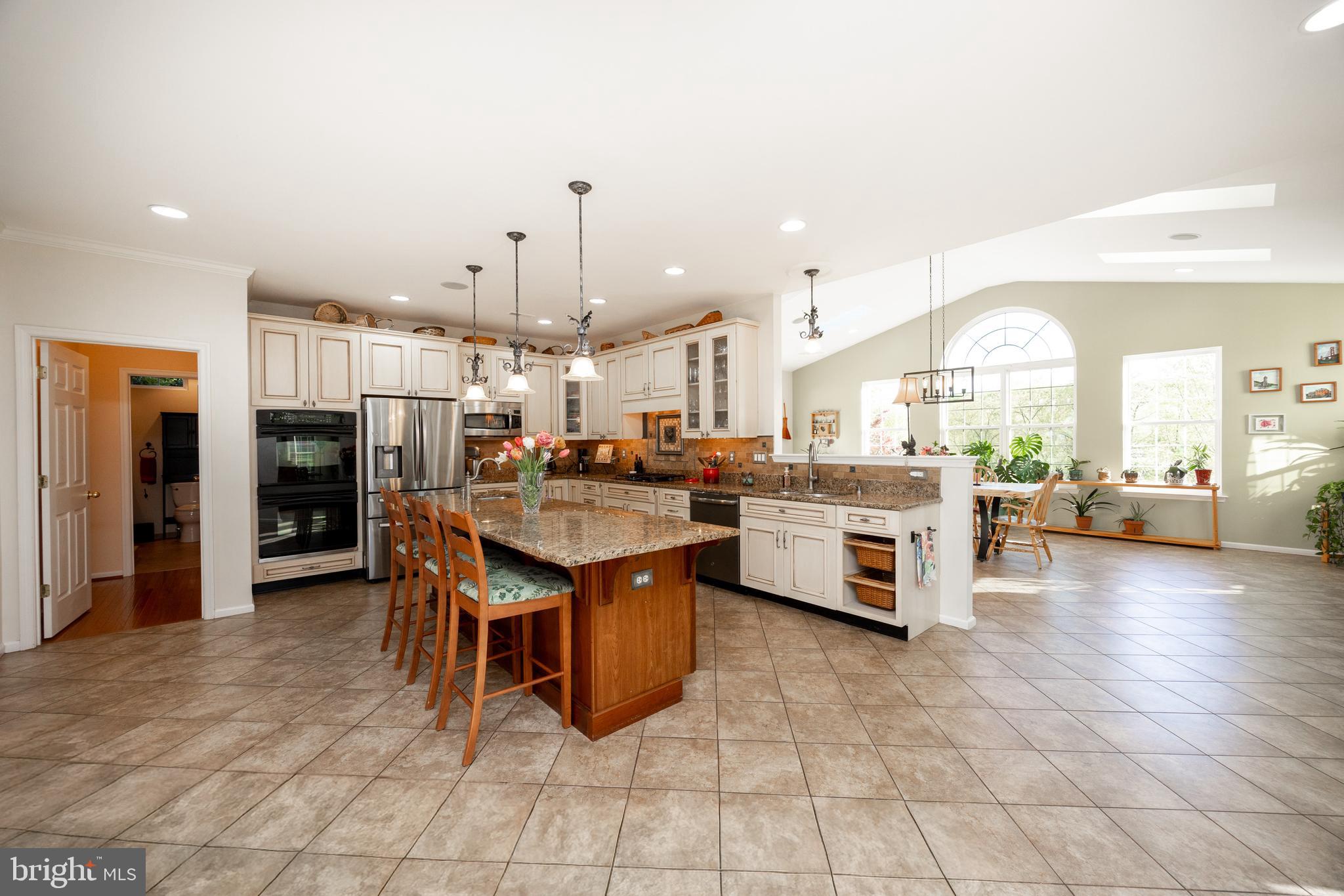 COVENTRY LAKE ESTS - Residential