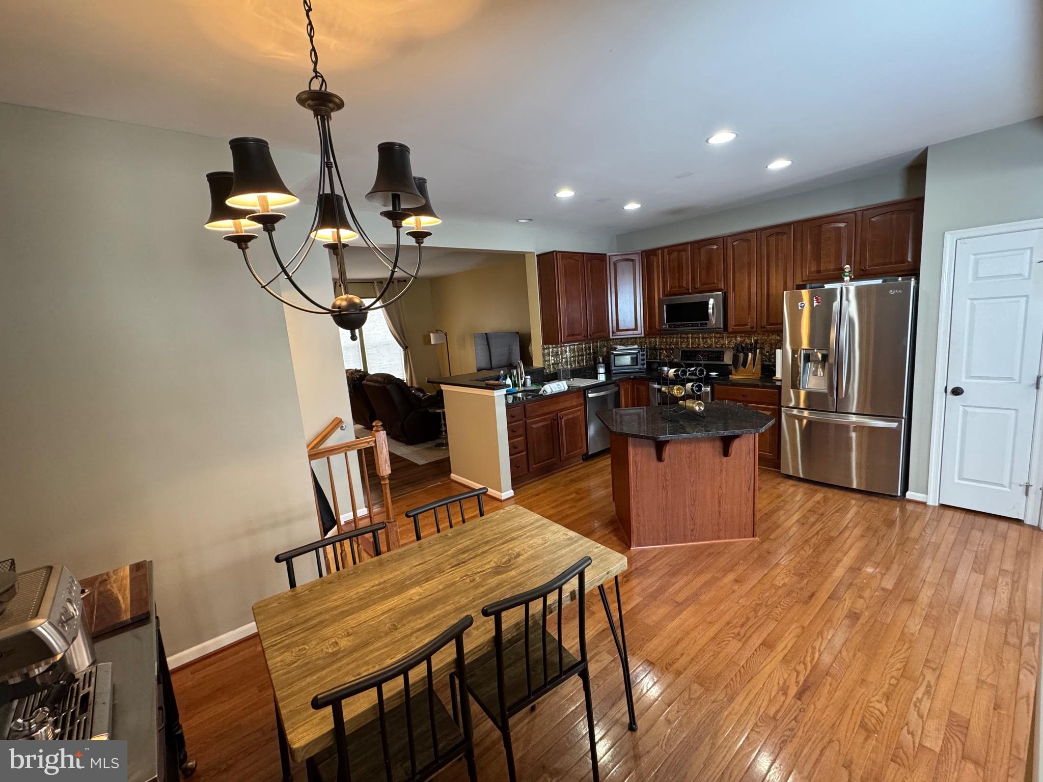 HUNTFIELD - Residential