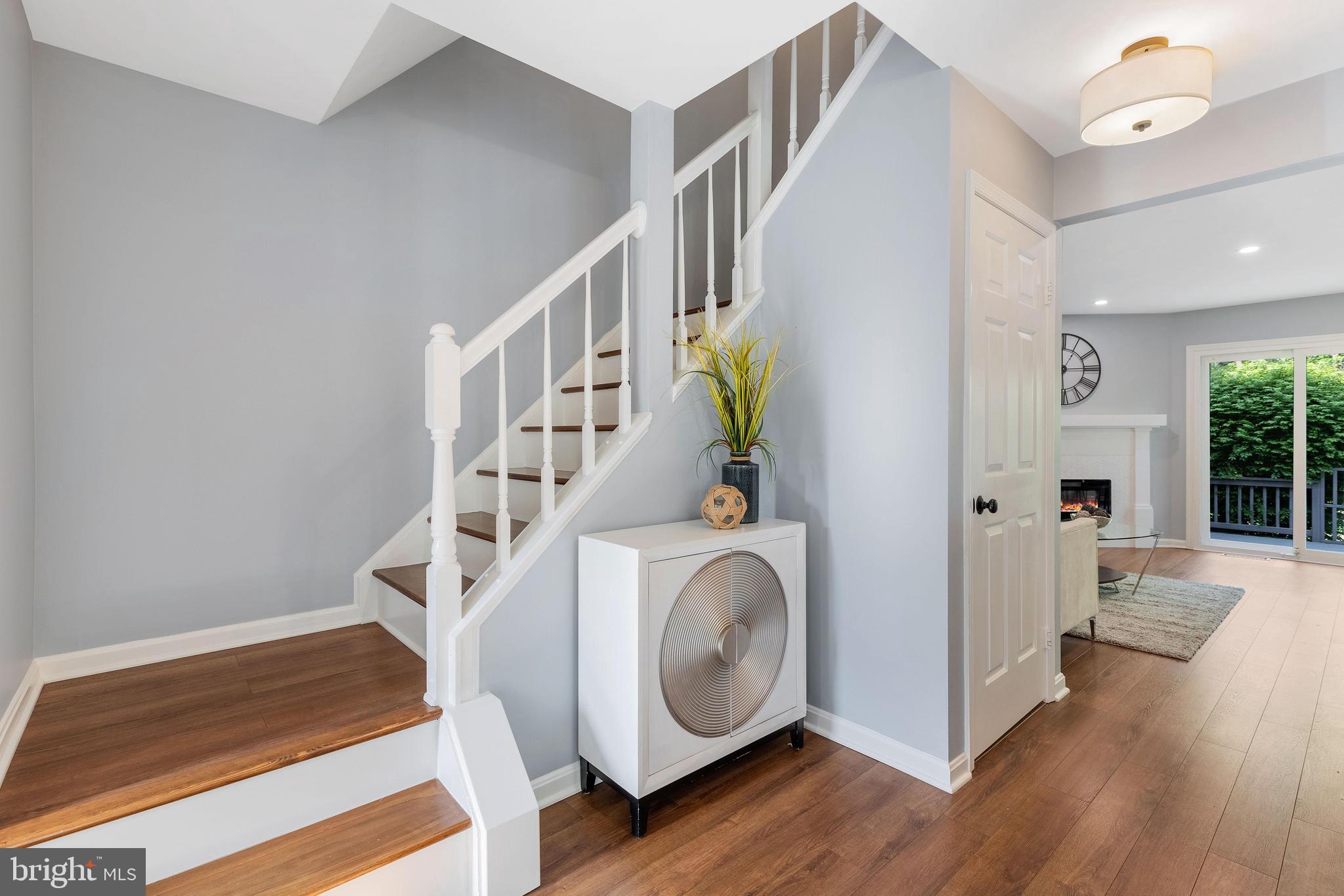 LANDSDOWNE - Residential