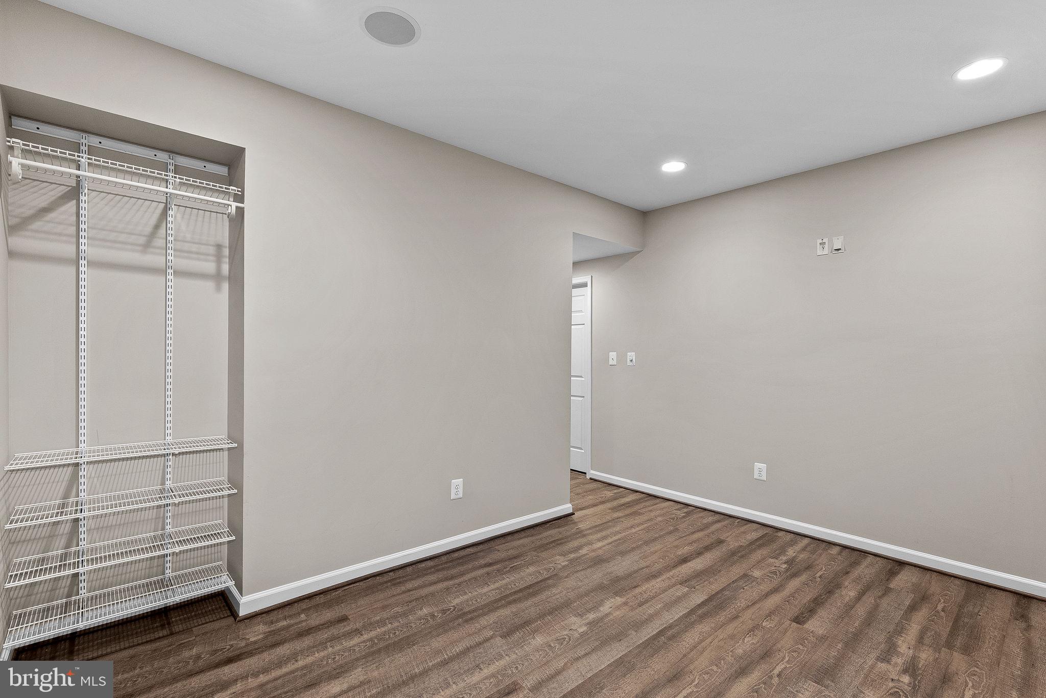 BELMONT COUNTRY CLUB - Residential